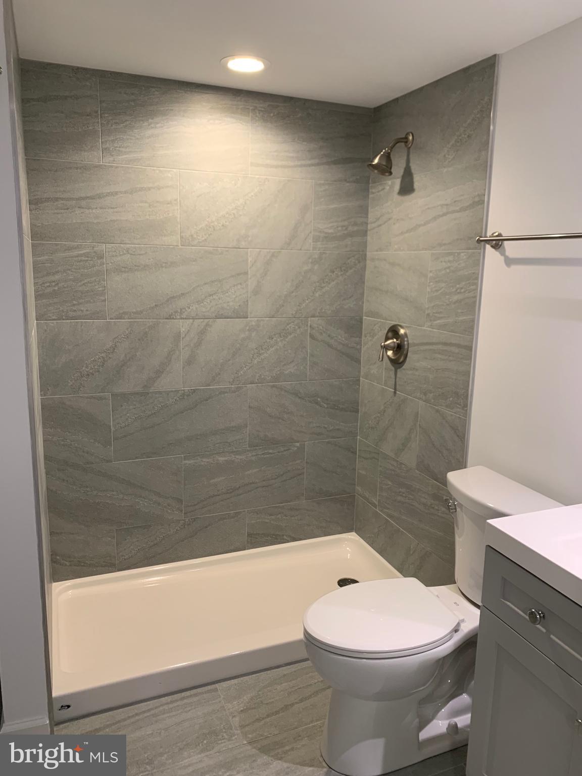 STRATTON WOODS - Residential