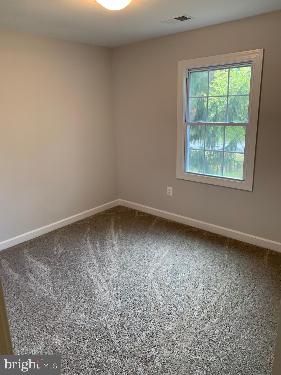 STRATTON WOODS - Residential