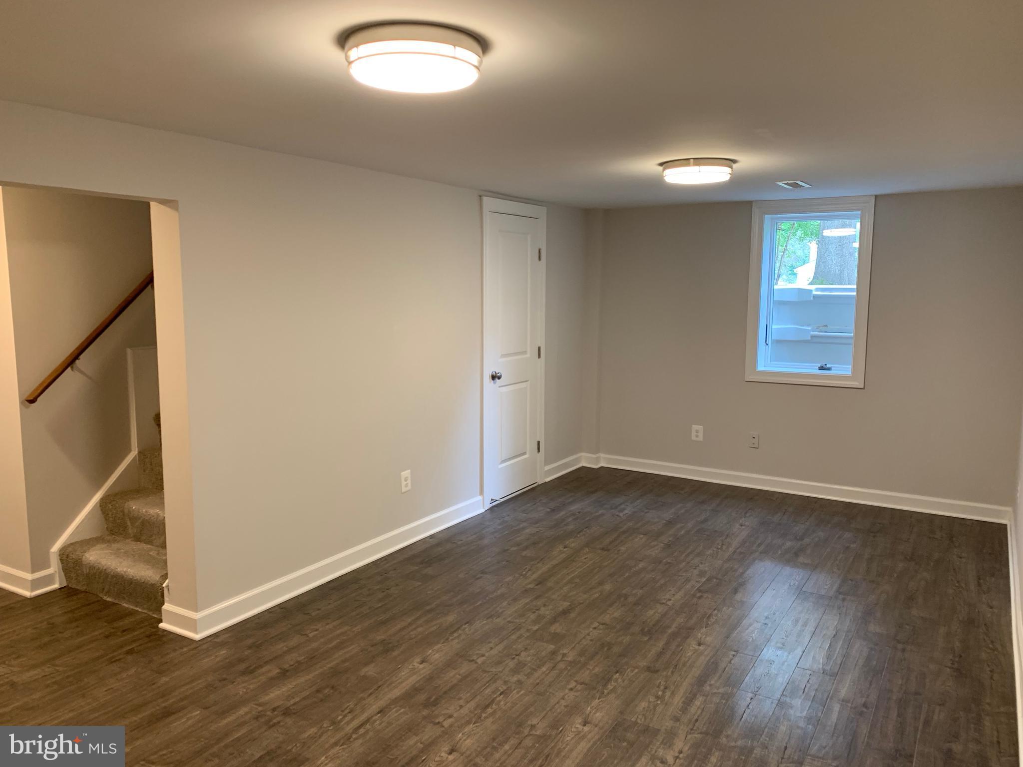 STRATTON WOODS - Residential