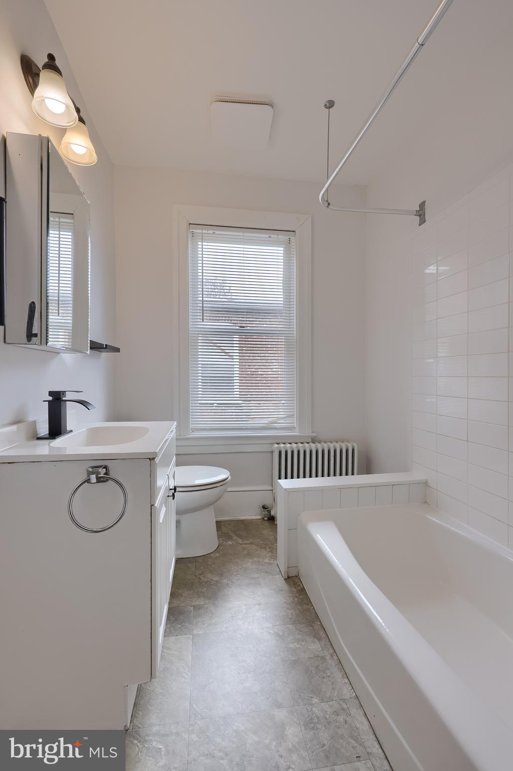 WEST END LANCASTER - Residential