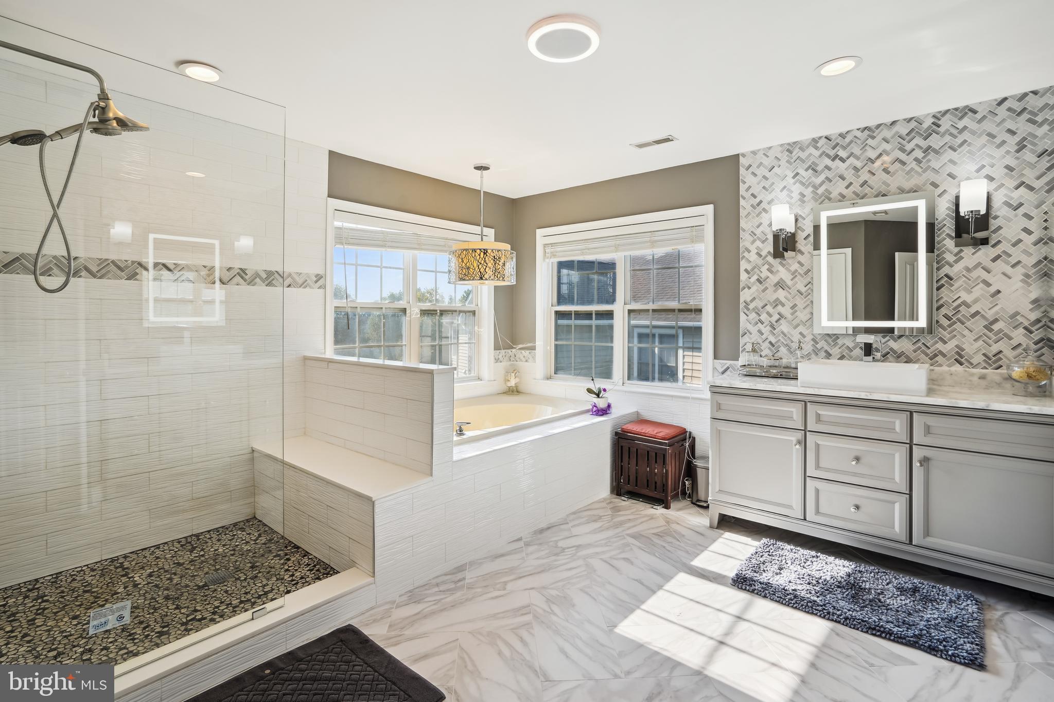 FAIRWOOD - Residential