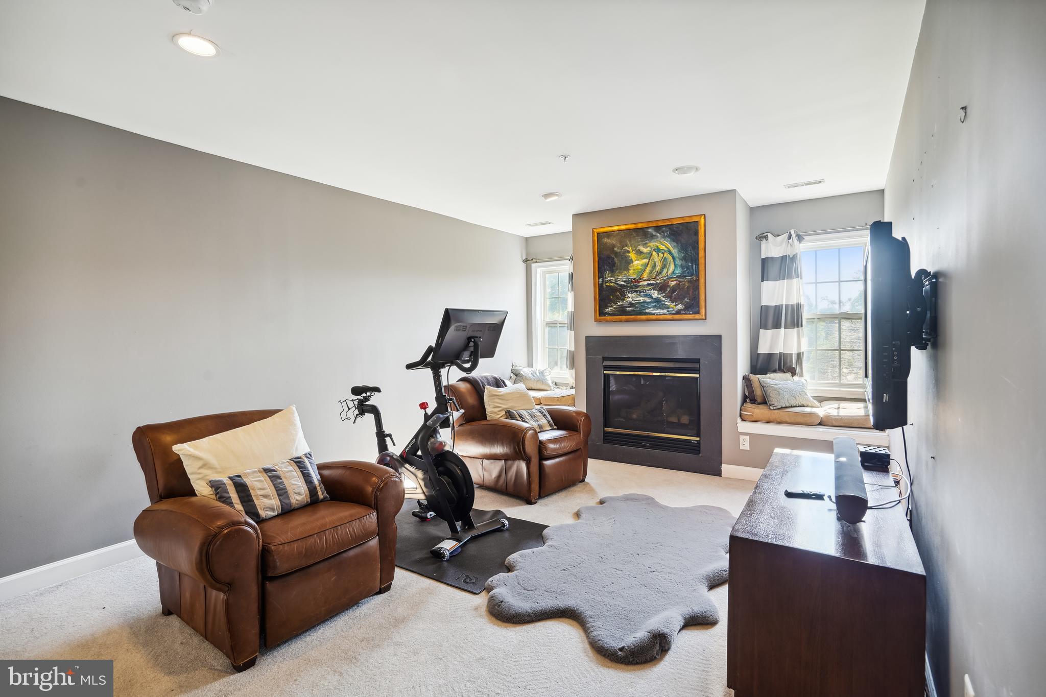 FAIRWOOD - Residential