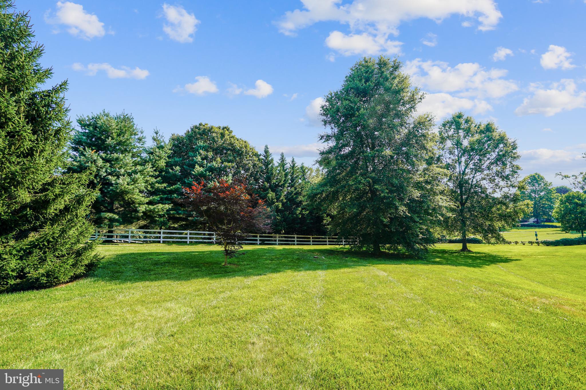 FAIRWOOD - Residential