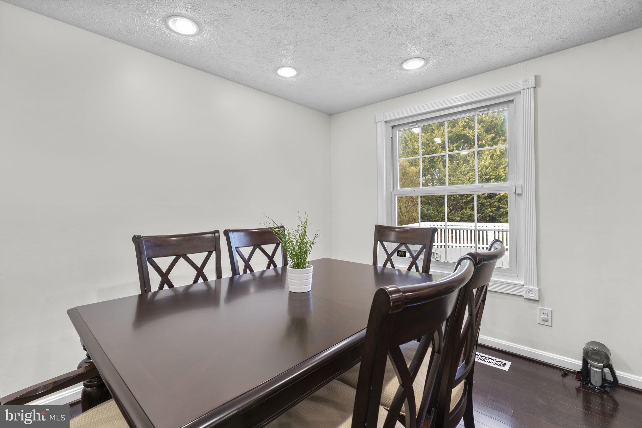 NOTTINGHAM WOODS - Residential