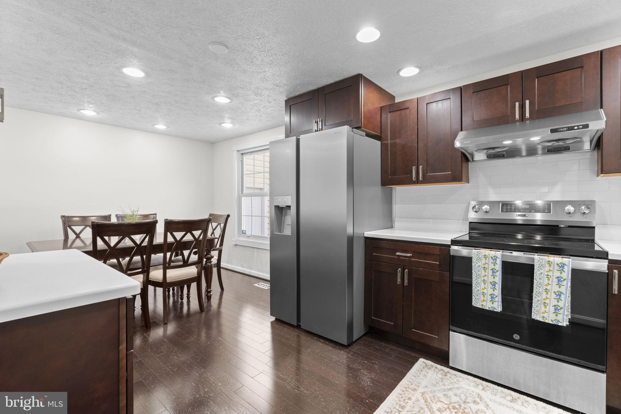 NOTTINGHAM WOODS - Residential