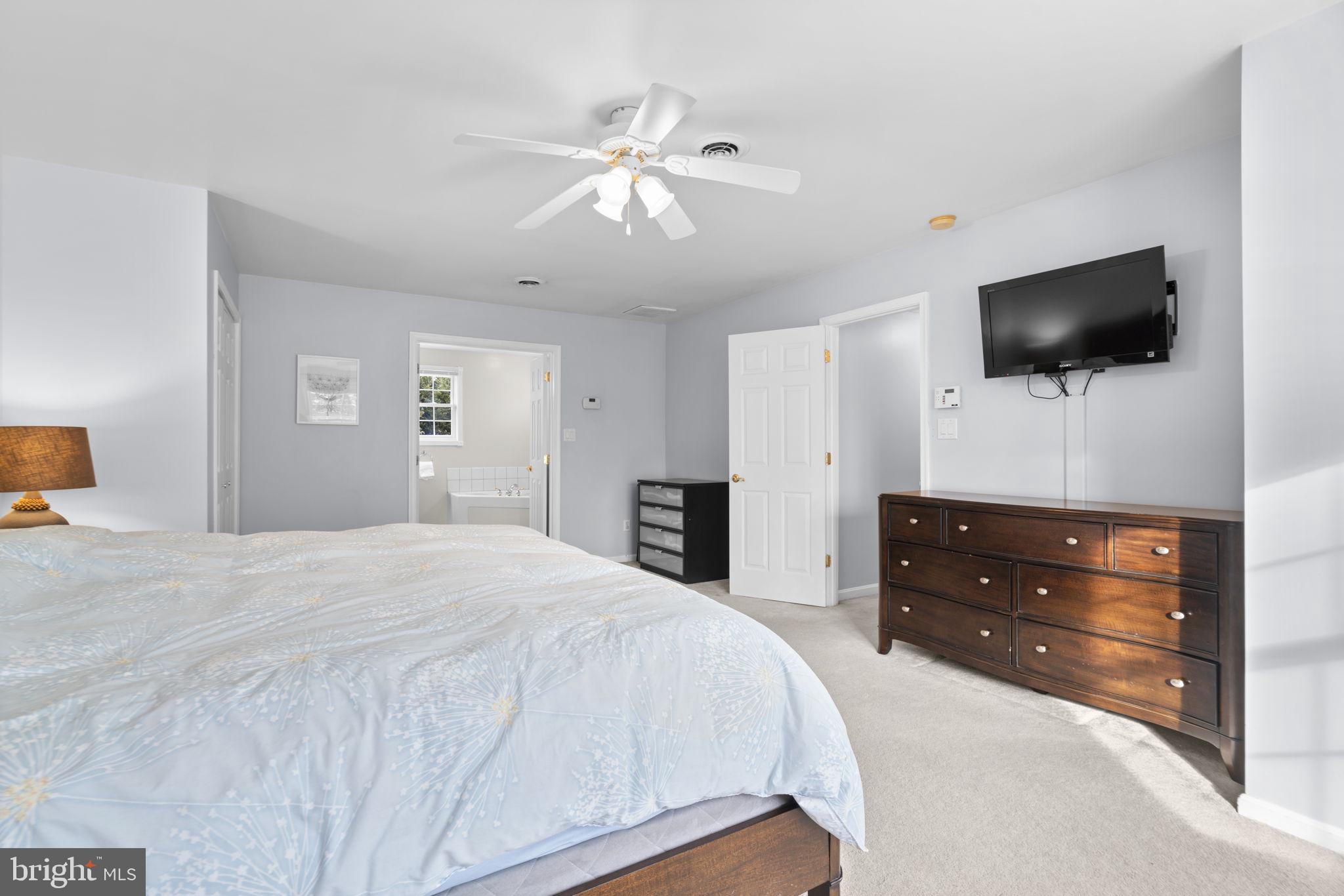 NOTTINGHAM WOODS - Residential