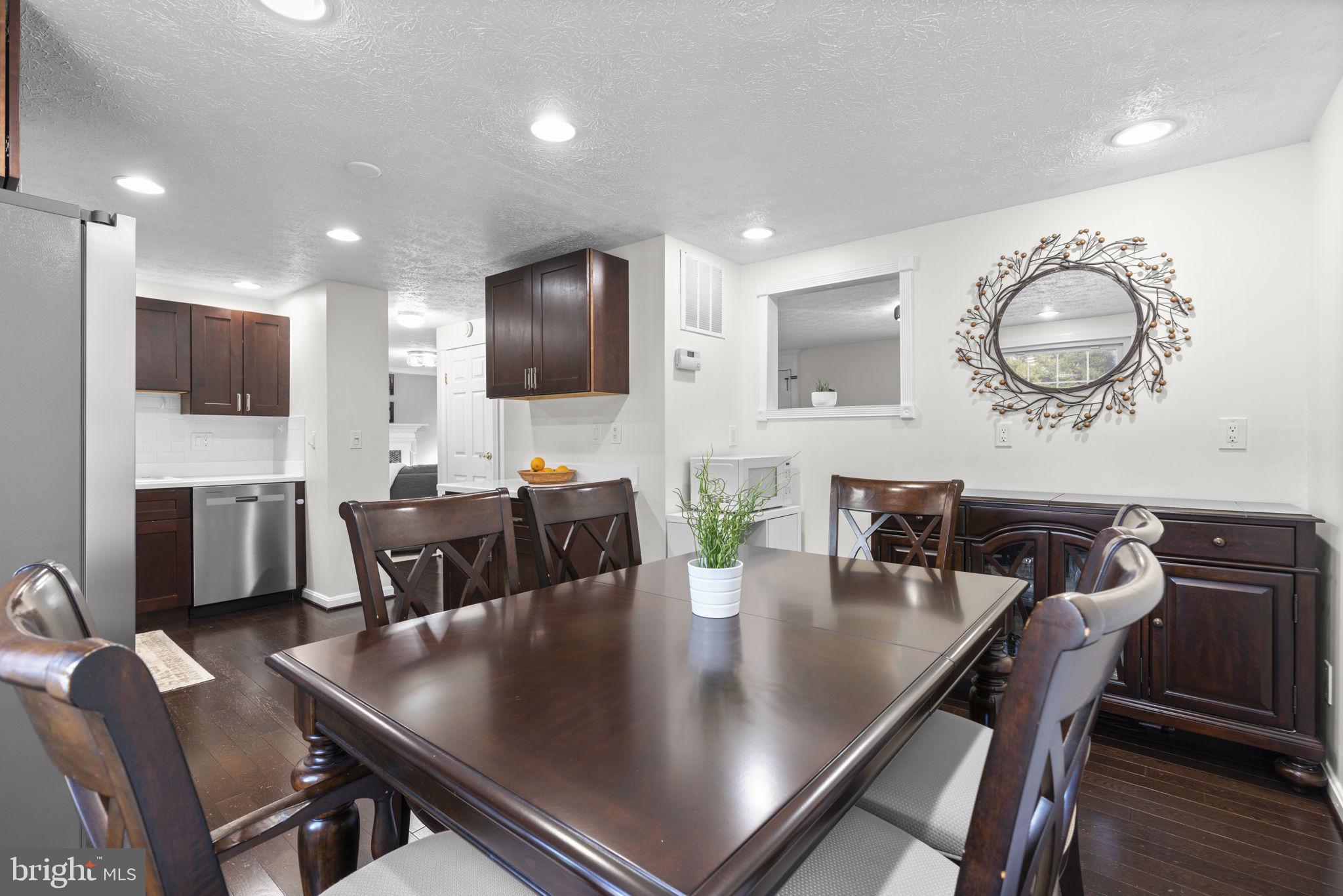 NOTTINGHAM WOODS - Residential