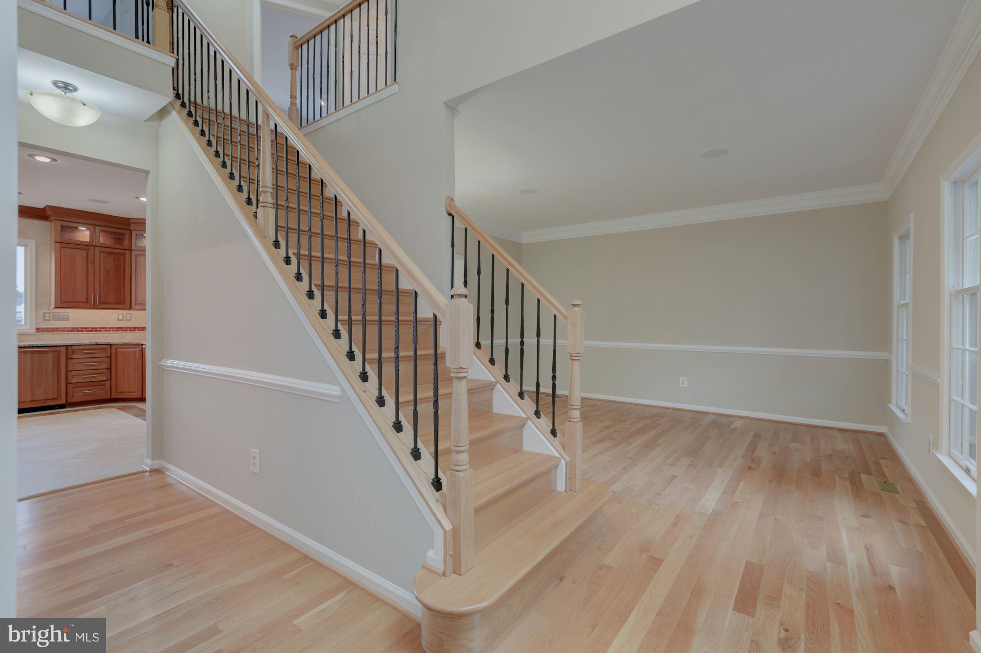 CENTURY OAK - Residential