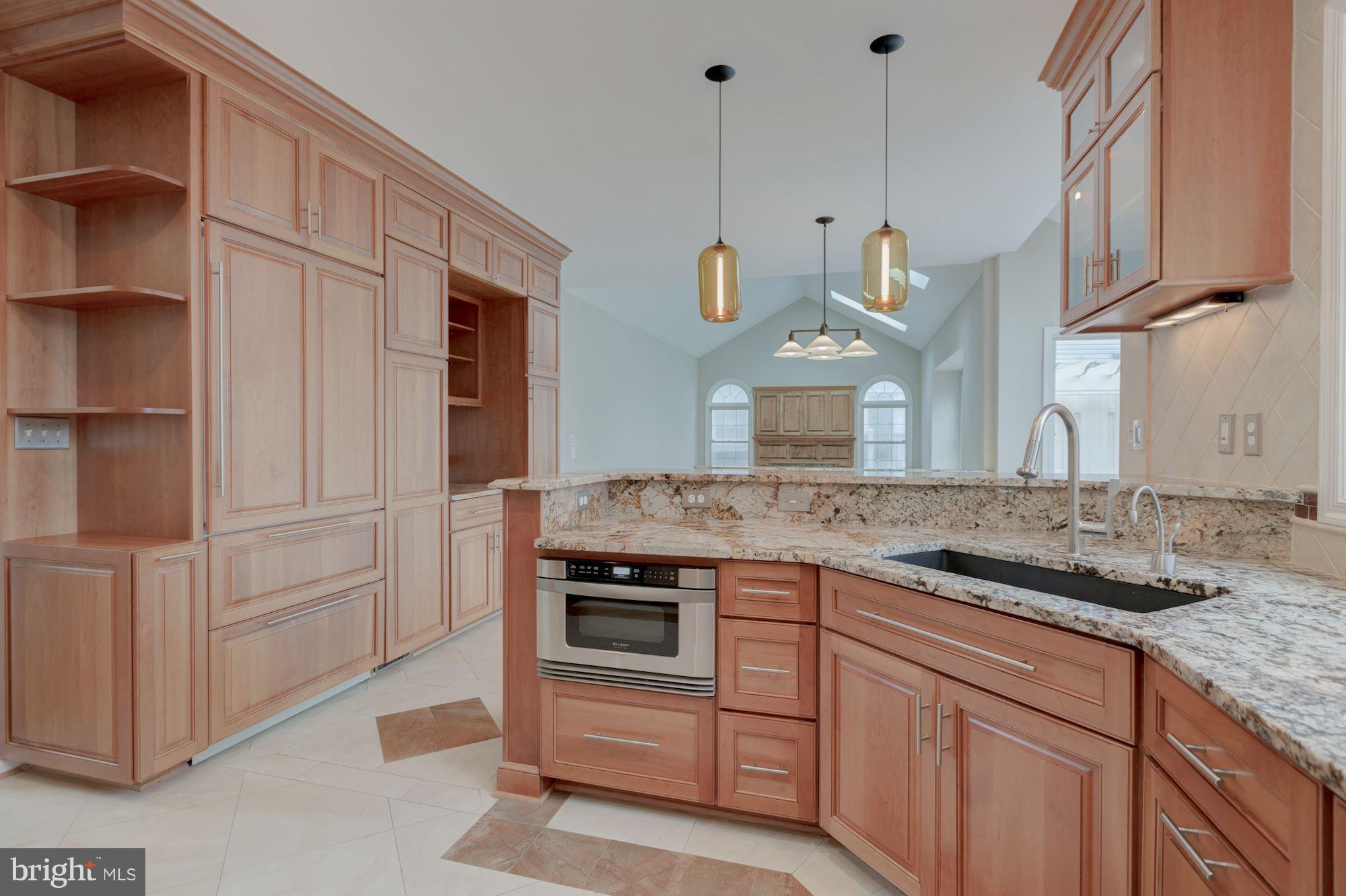 CENTURY OAK - Residential