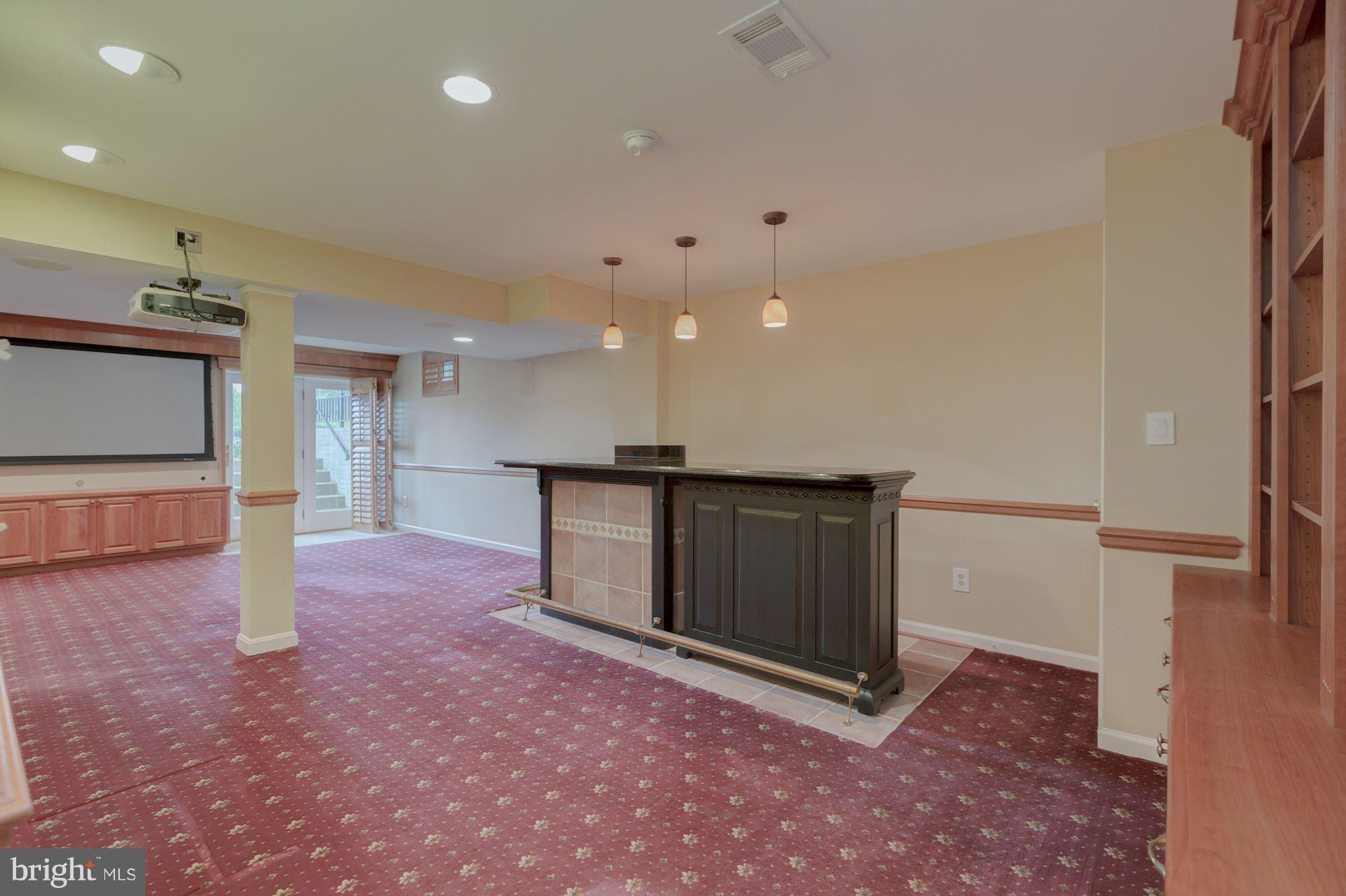 CENTURY OAK - Residential