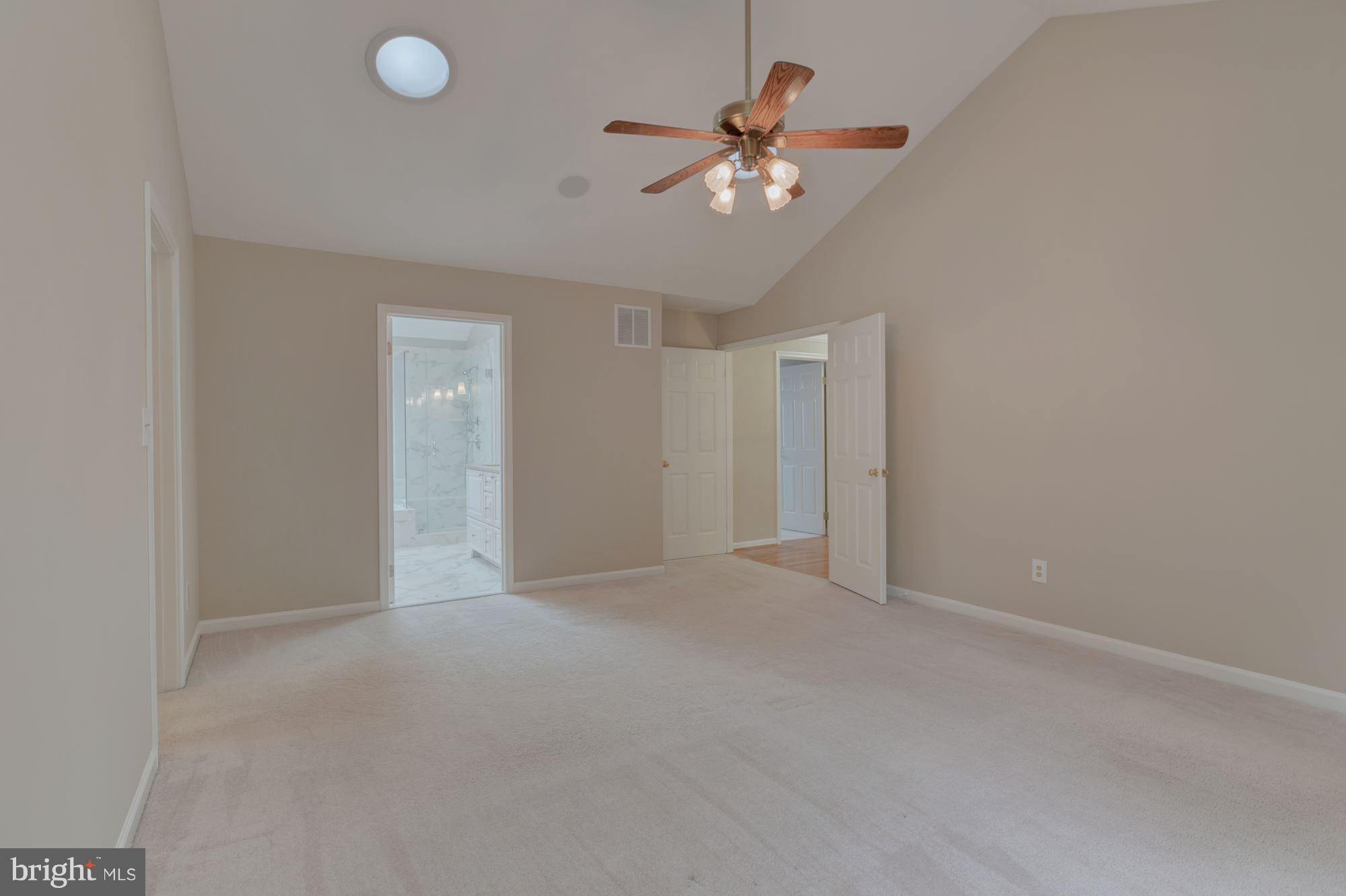 CENTURY OAK - Residential