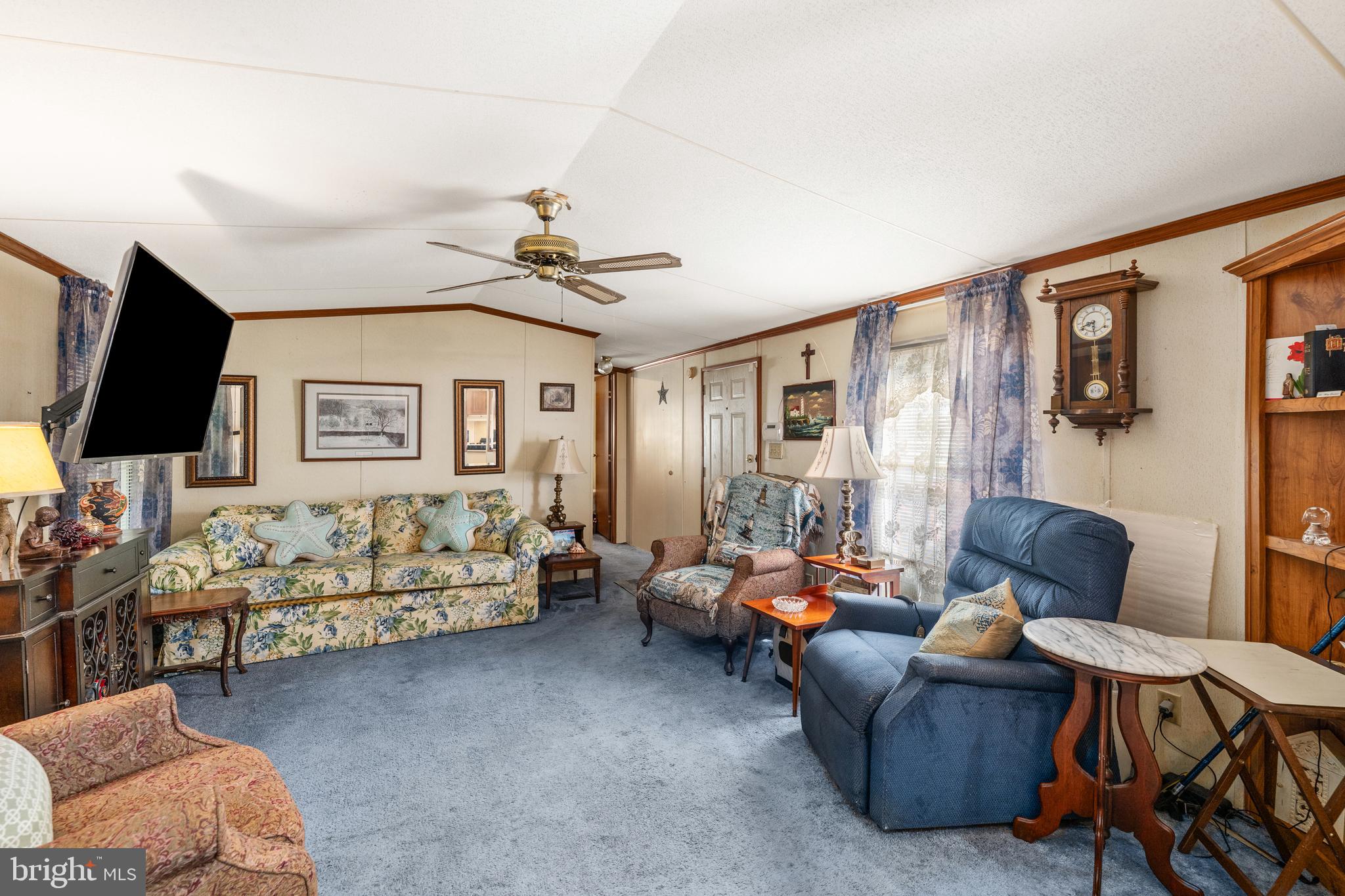 16319 CAPES COVE LANE