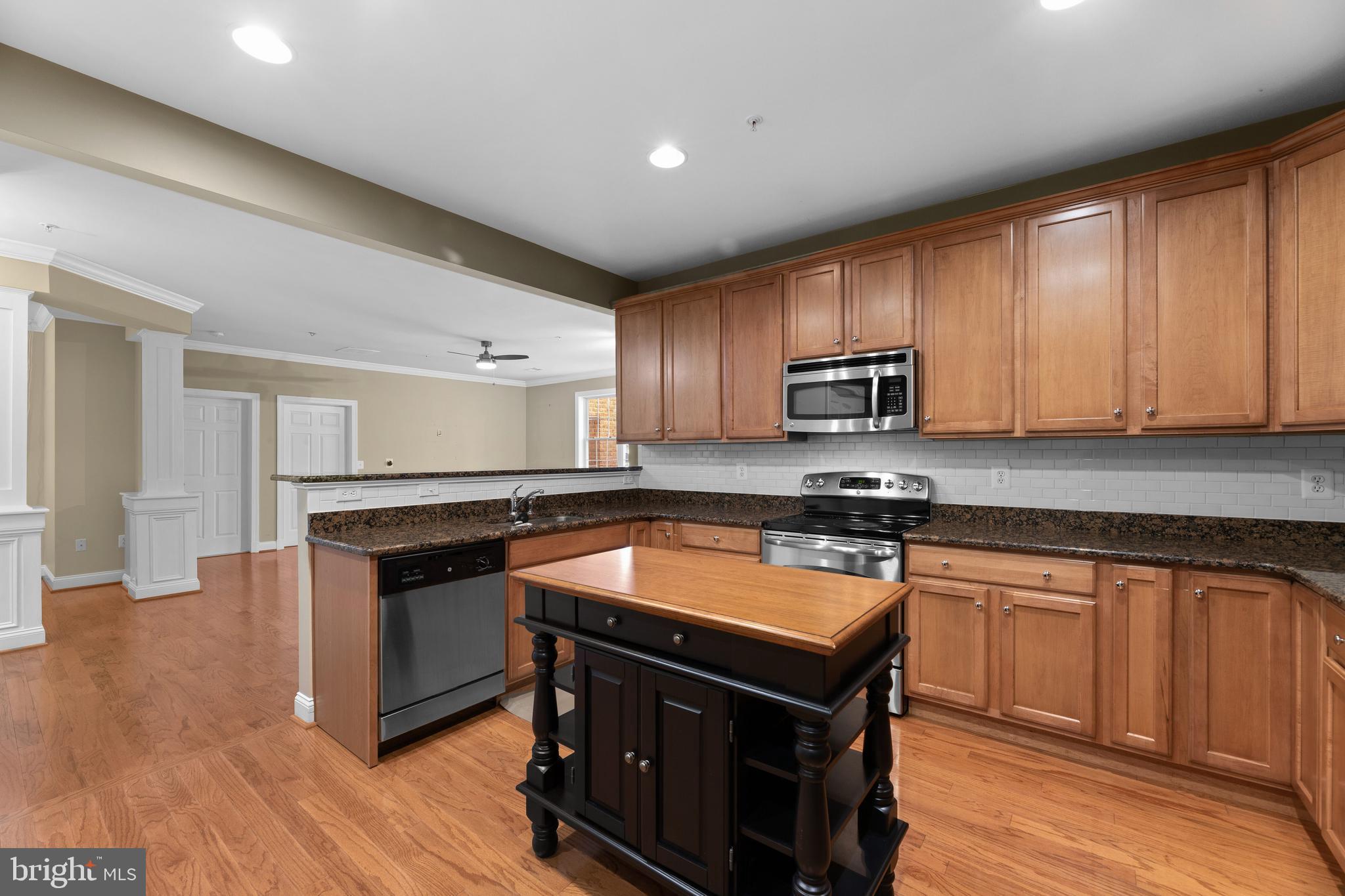 SEVERNA PARK GATEWAY VILLAGE - Residential