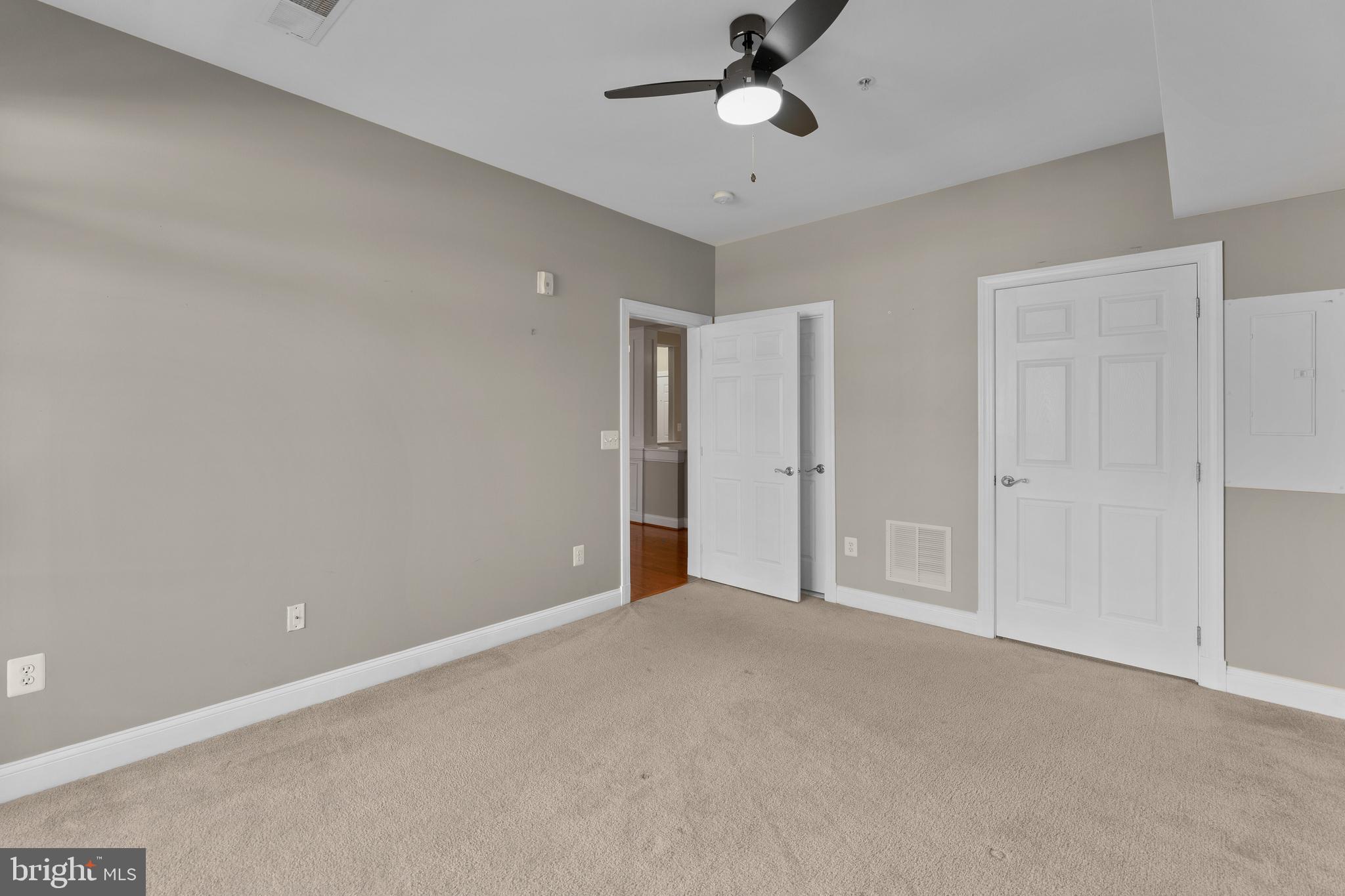 SEVERNA PARK GATEWAY VILLAGE - Residential