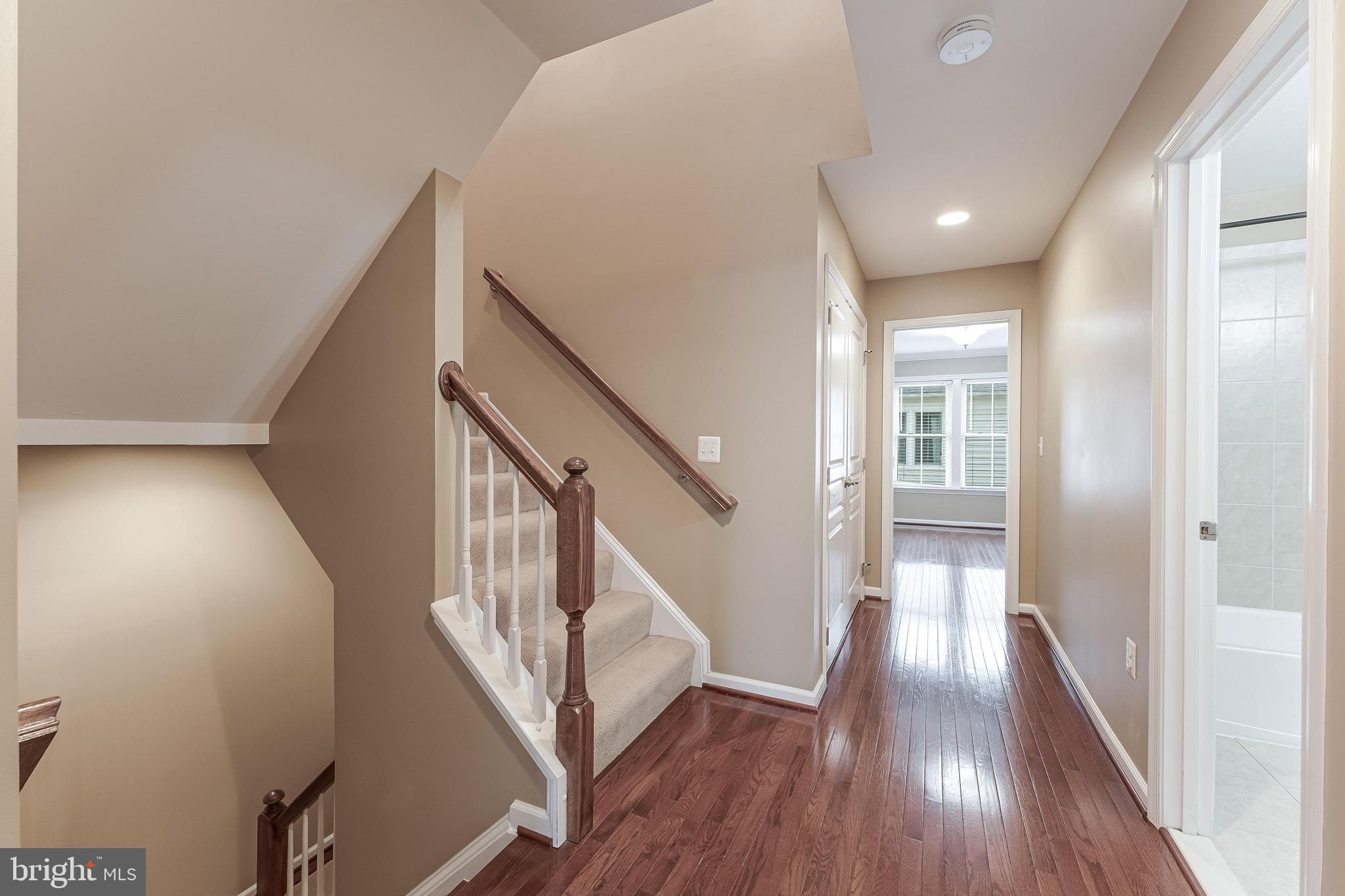 SHIRLINGTON CREST - Residential