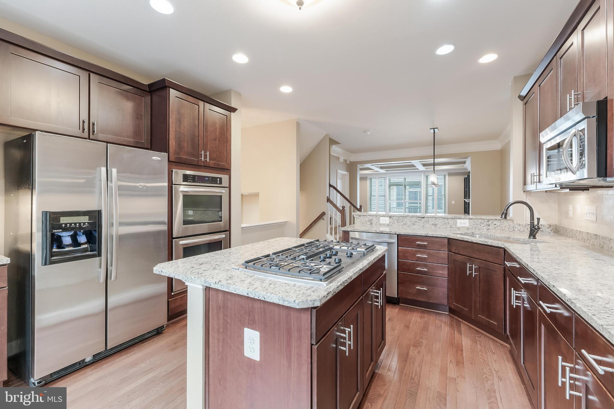 SHIRLINGTON CREST - Residential