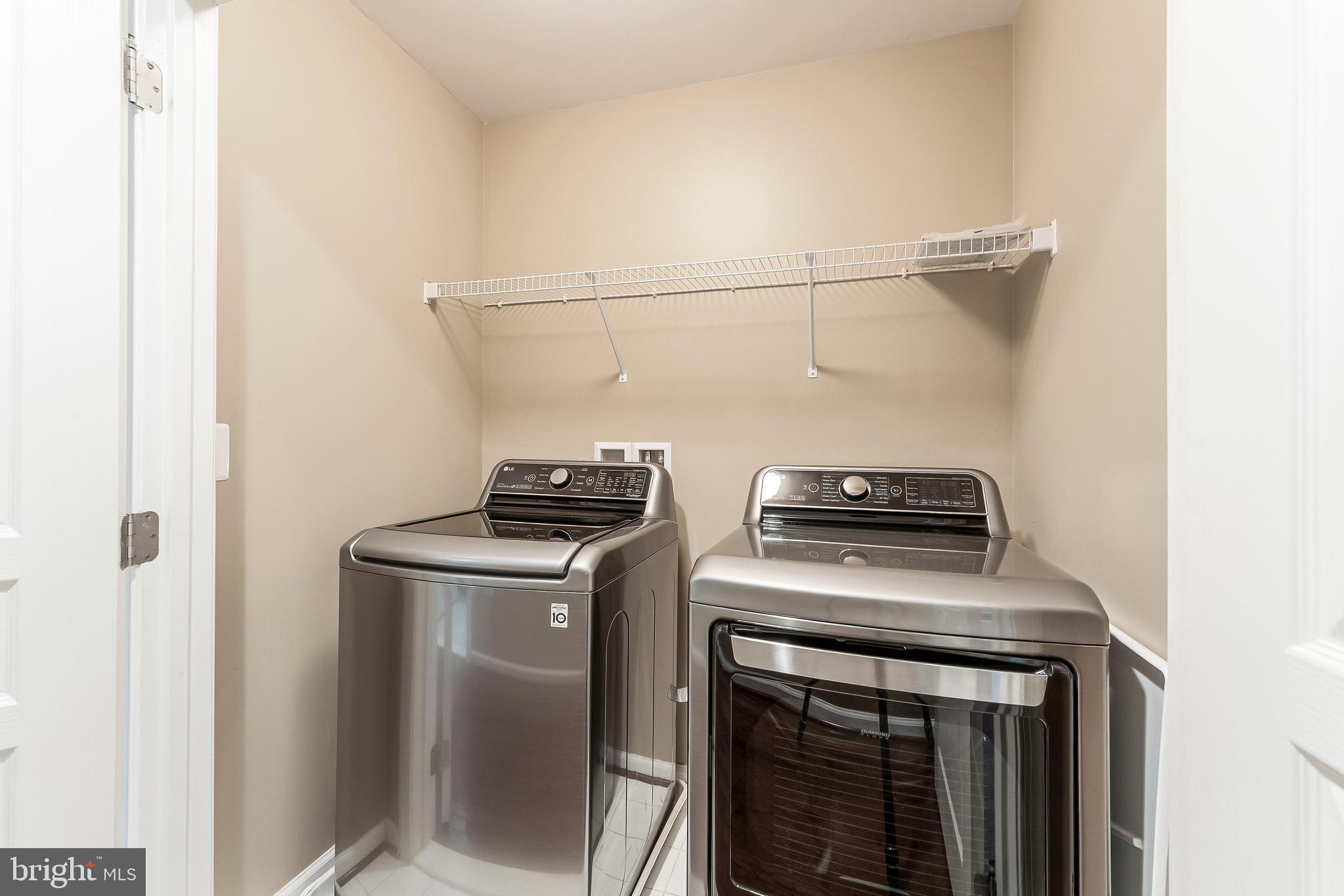 SHIRLINGTON CREST - Residential