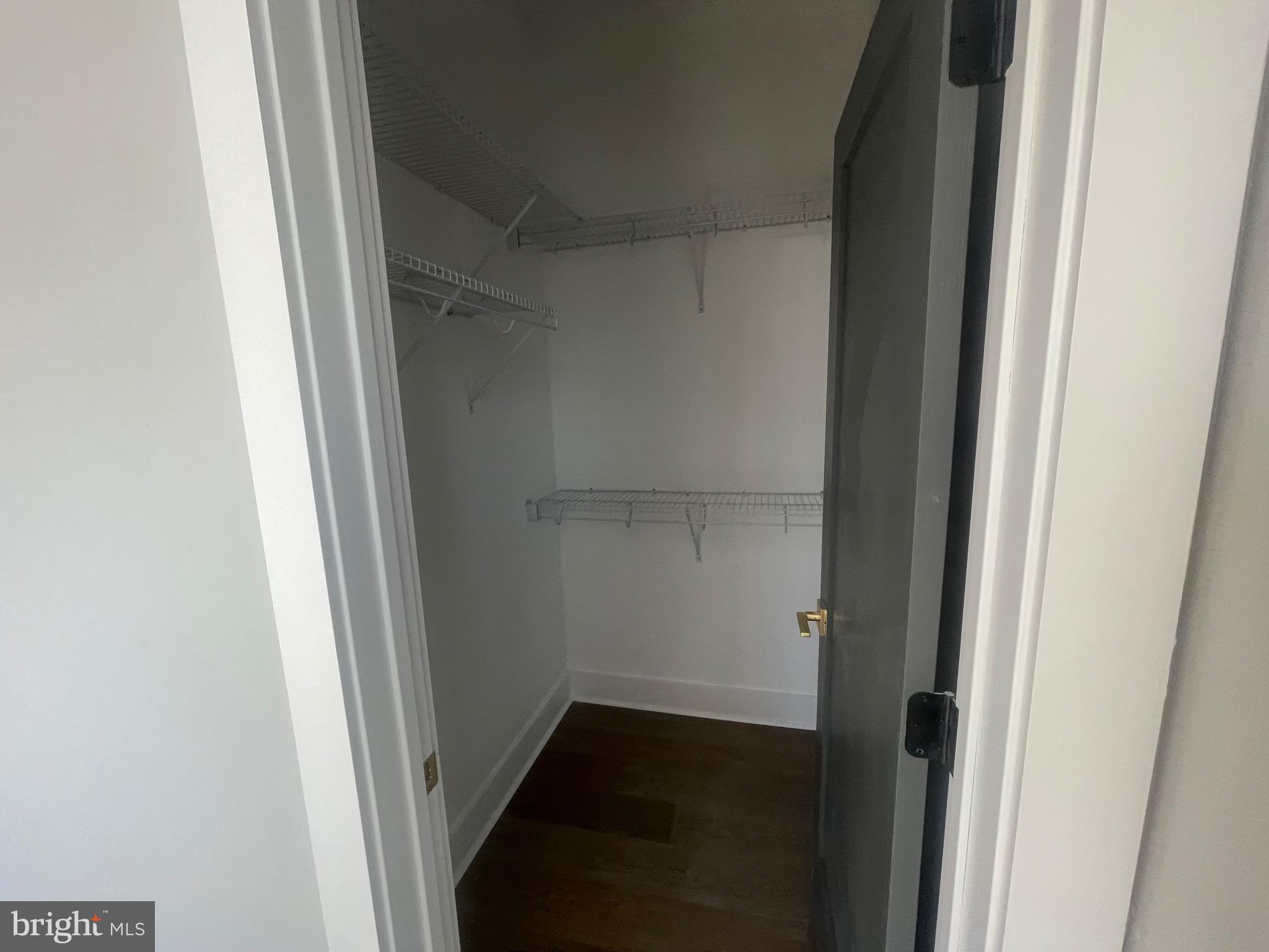 ROXBOROUGH - Residential Lease