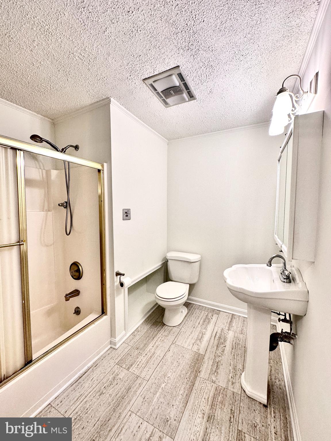 COBB ISLAND - Residential