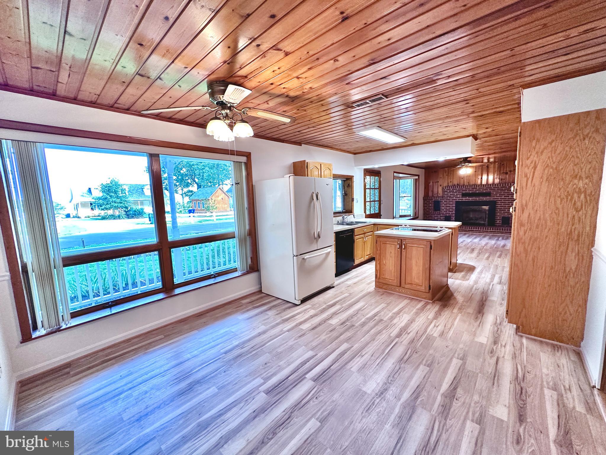 COBB ISLAND - Residential