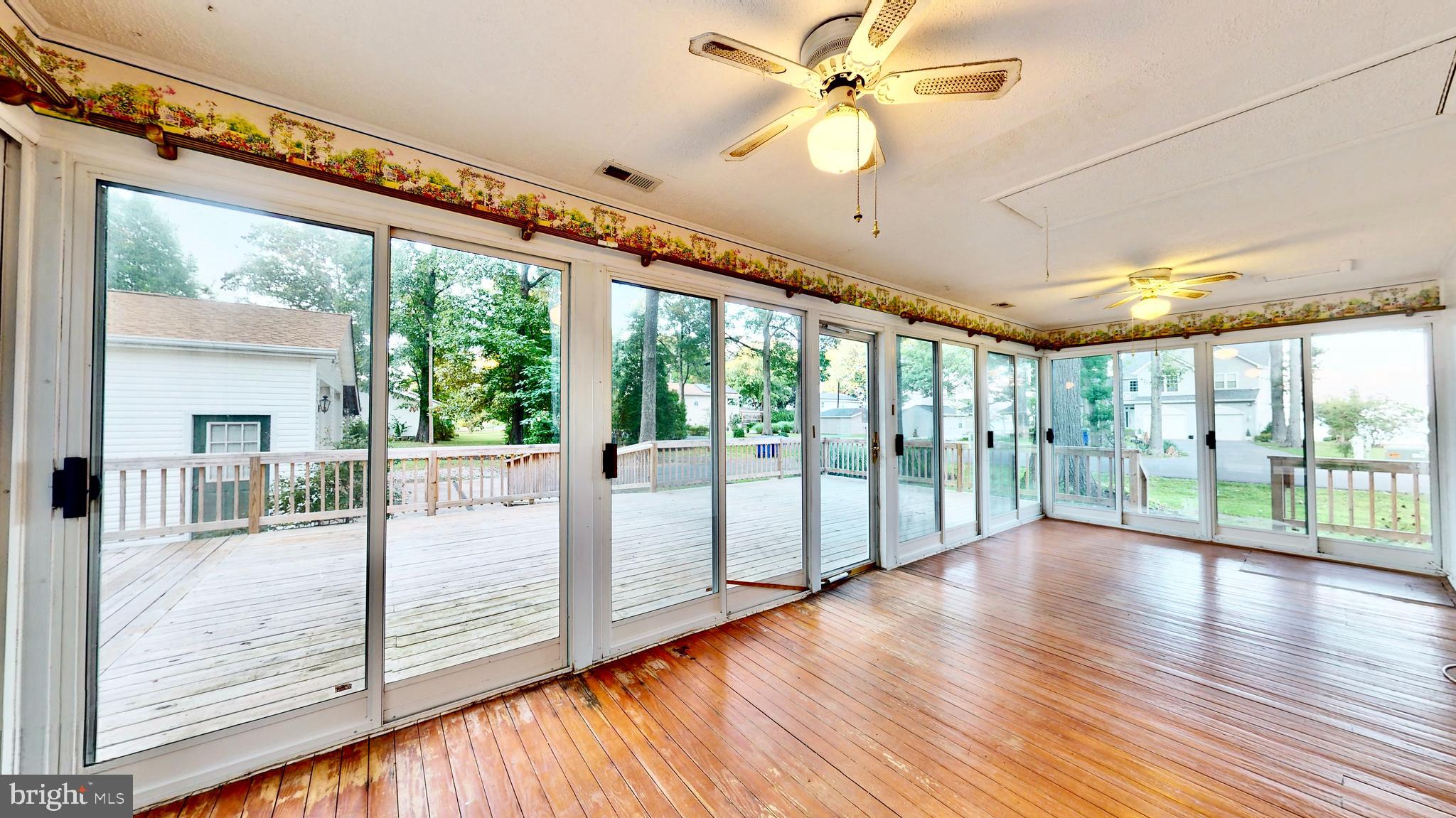 COBB ISLAND - Residential