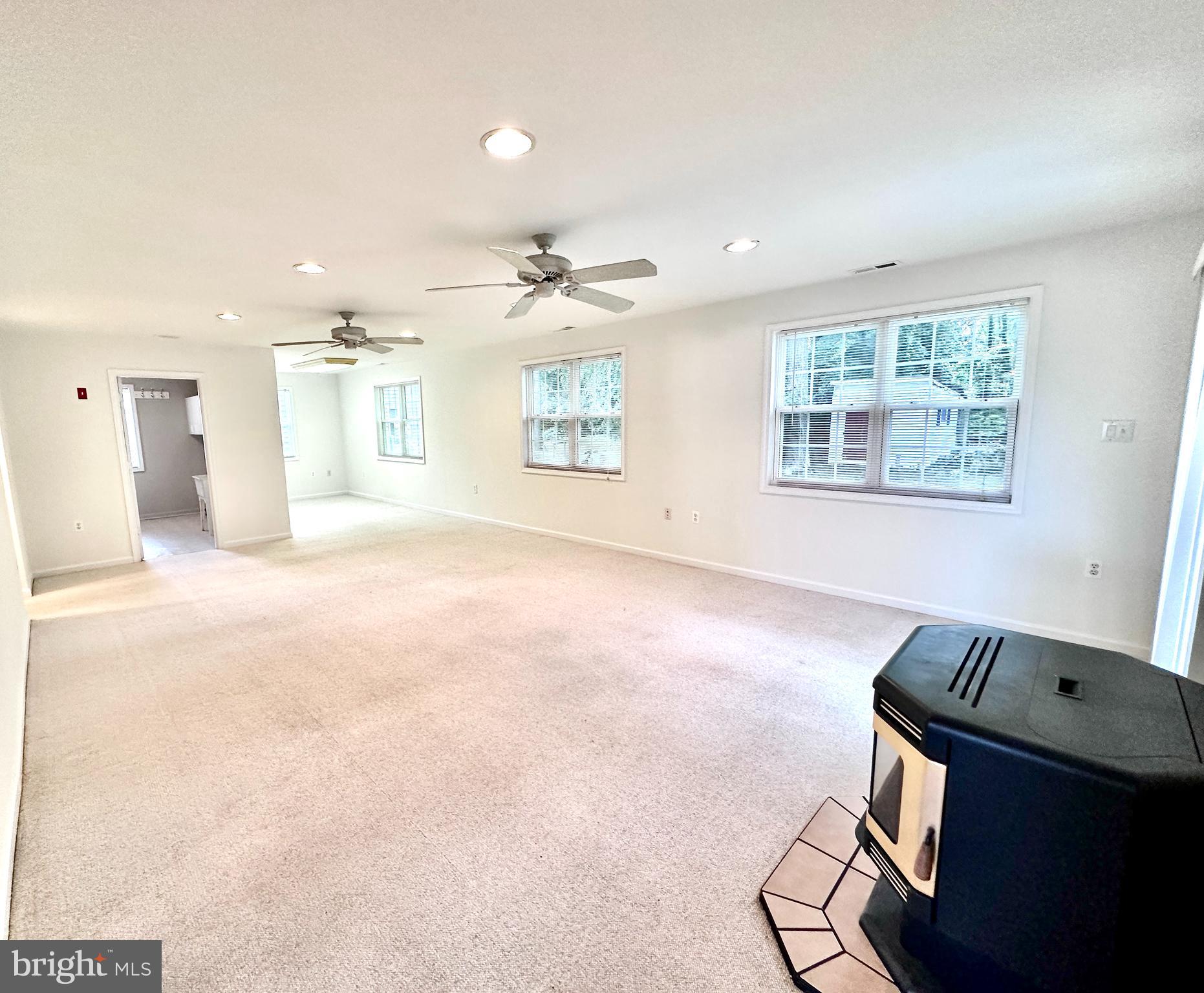 COBB ISLAND - Residential