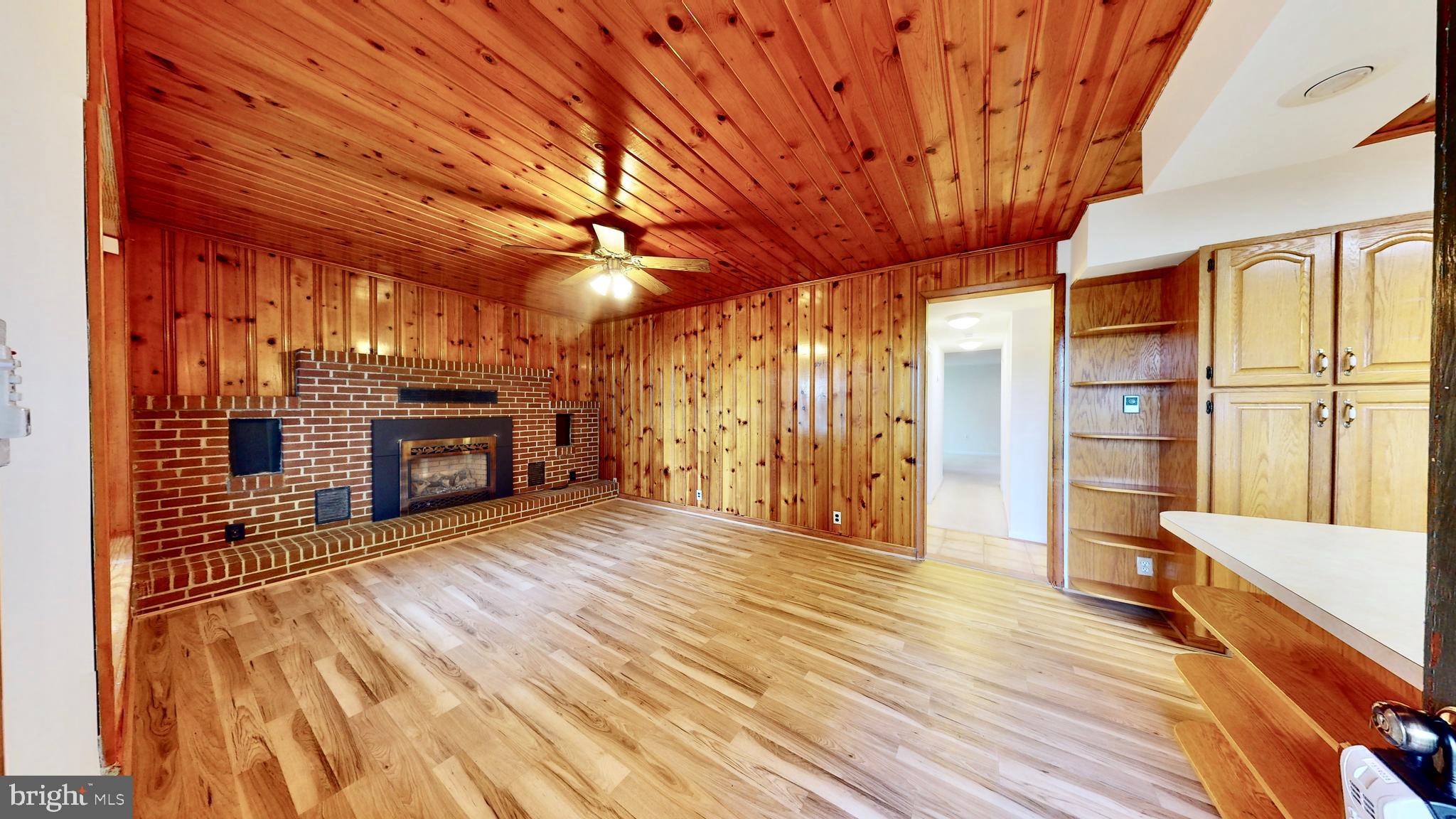 COBB ISLAND - Residential