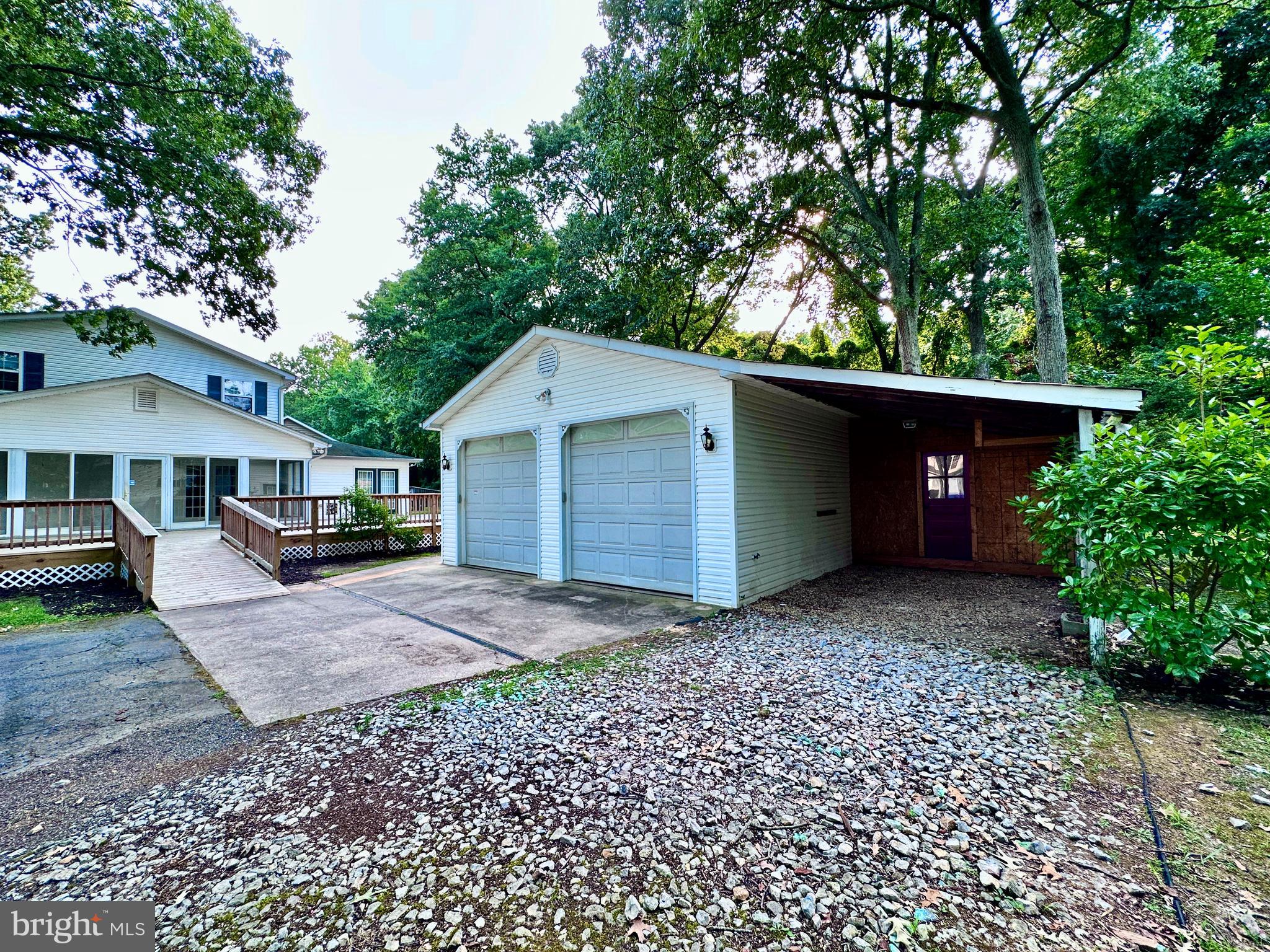 COBB ISLAND - Residential