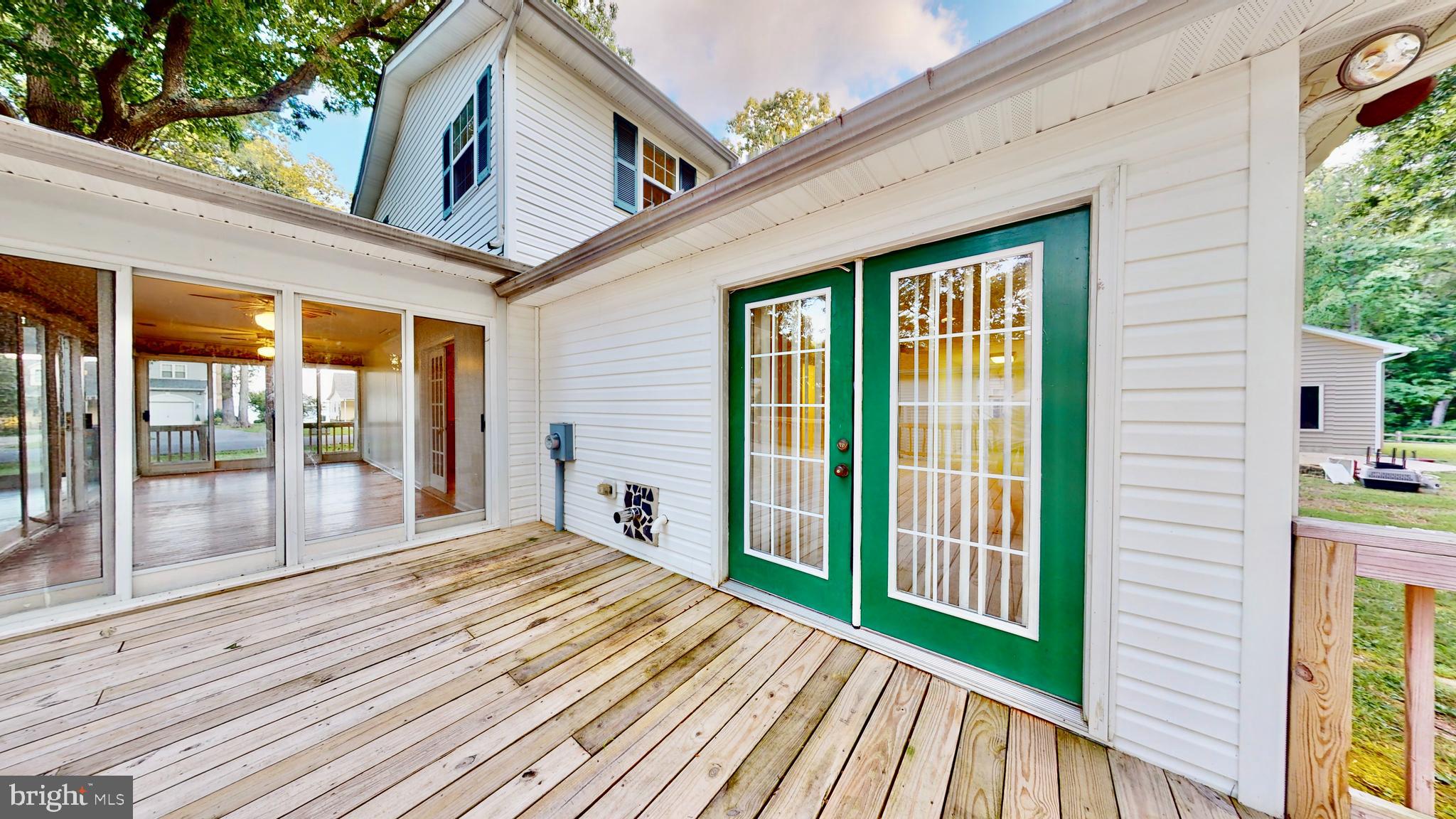 COBB ISLAND - Residential