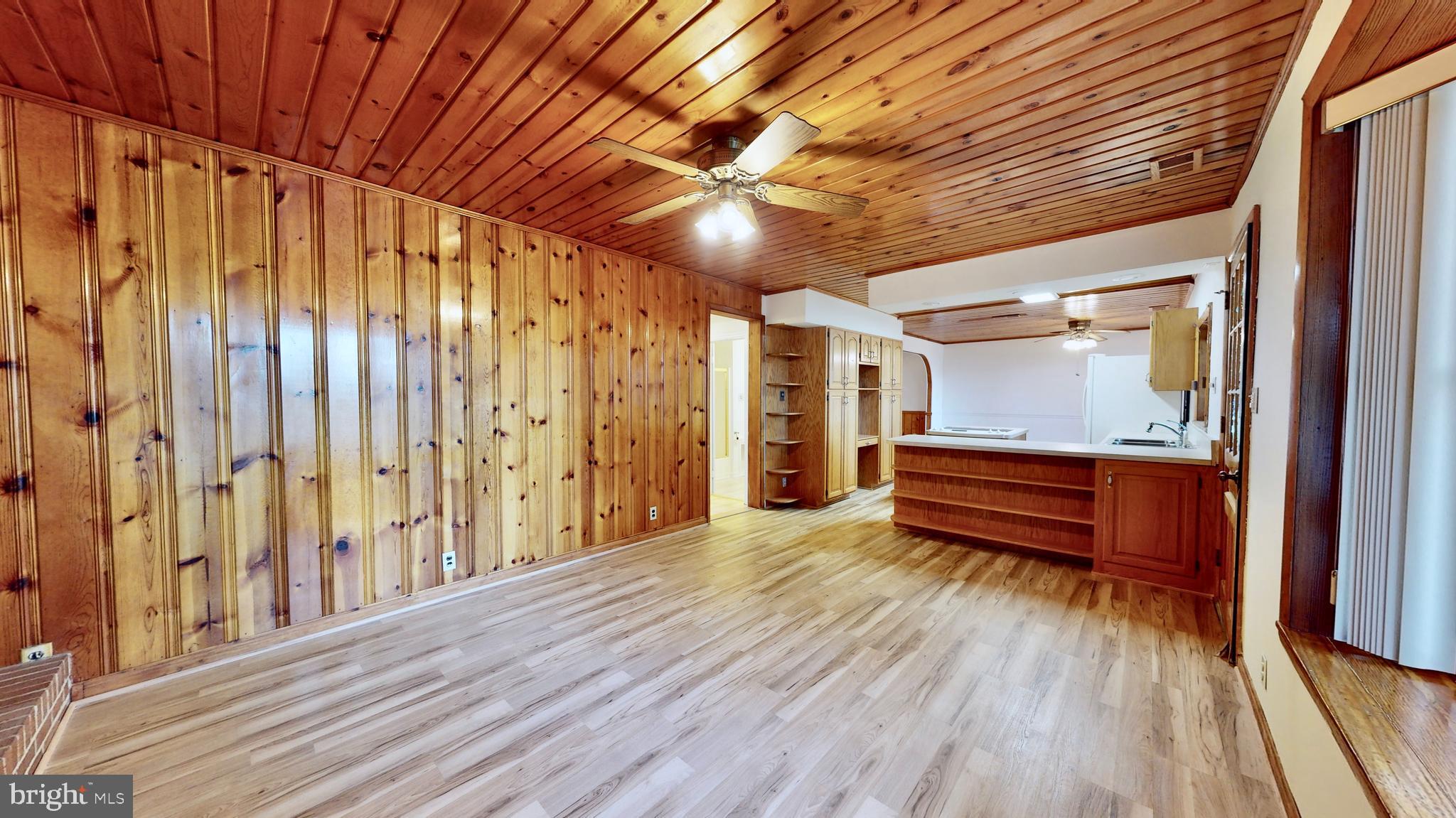 COBB ISLAND - Residential