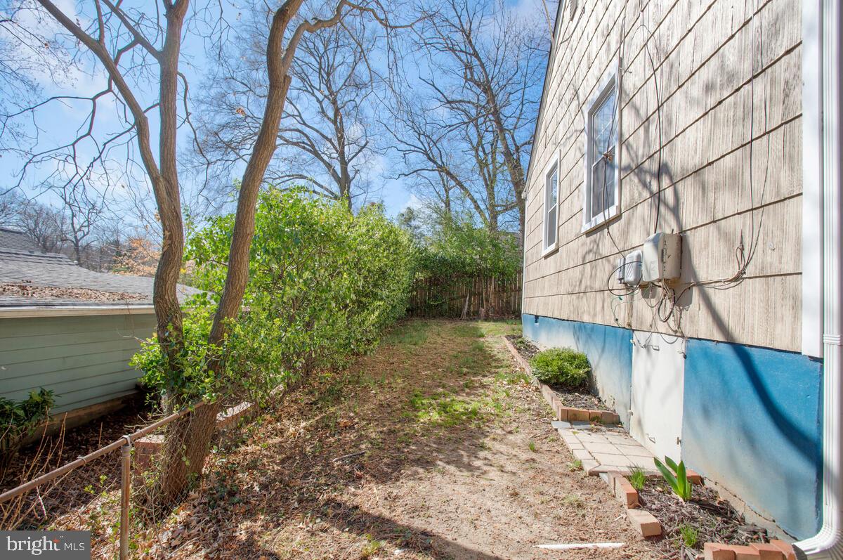 HYATTSVILLE HILLS - Residential