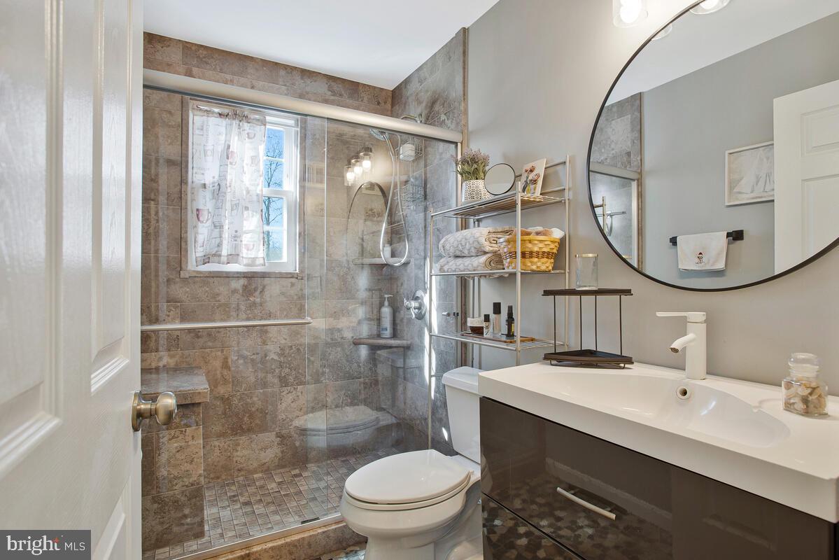 HYATTSVILLE HILLS - Residential