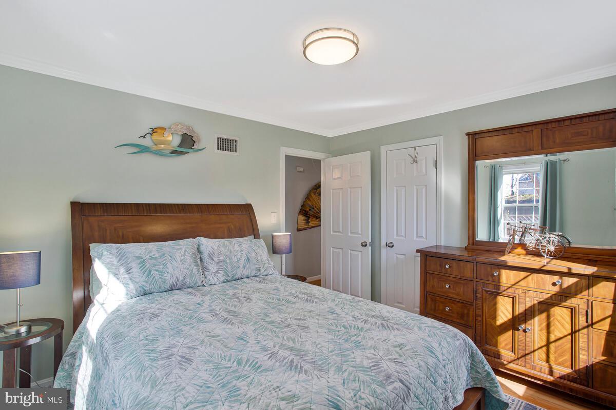 HYATTSVILLE HILLS - Residential