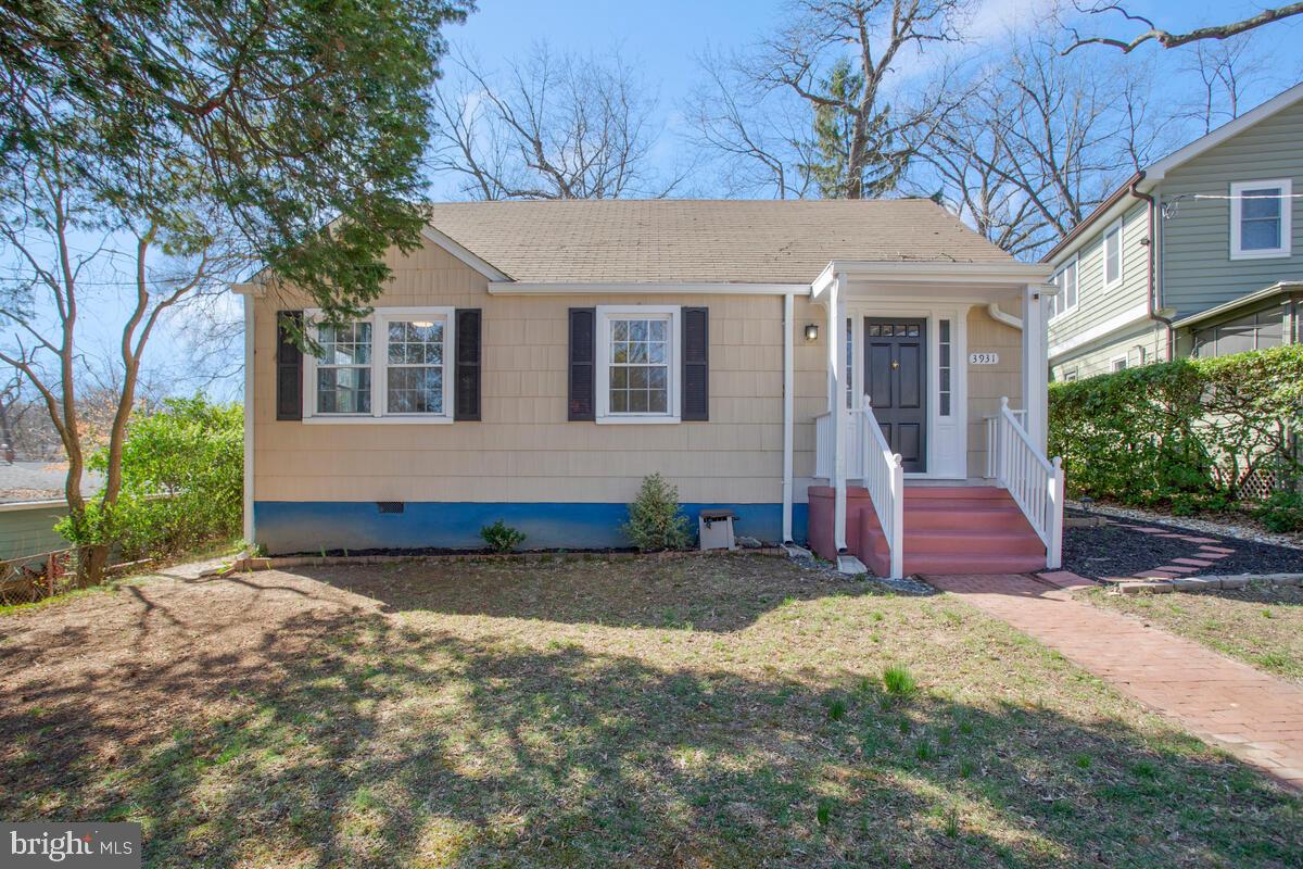 HYATTSVILLE HILLS - Residential