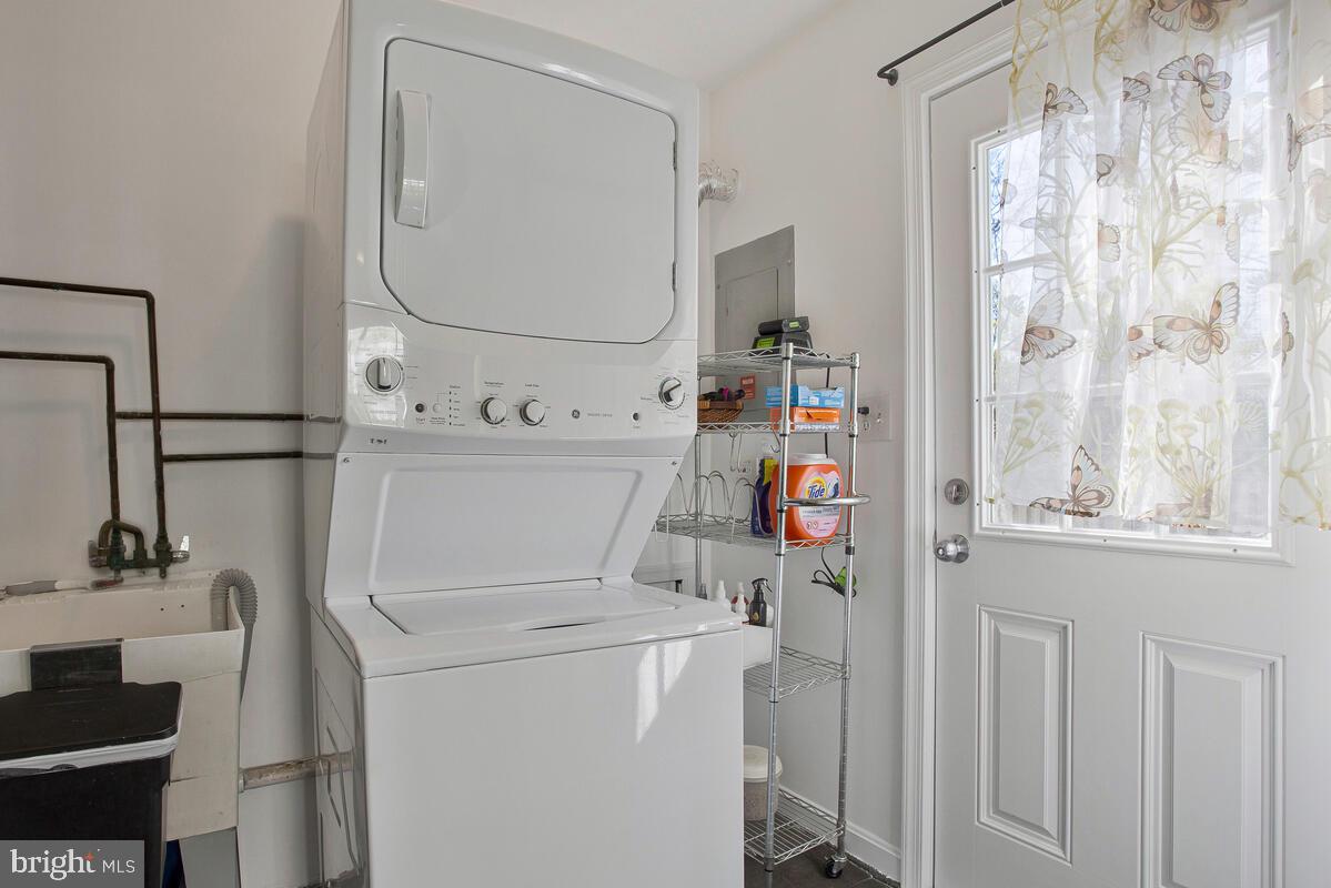 HYATTSVILLE HILLS - Residential