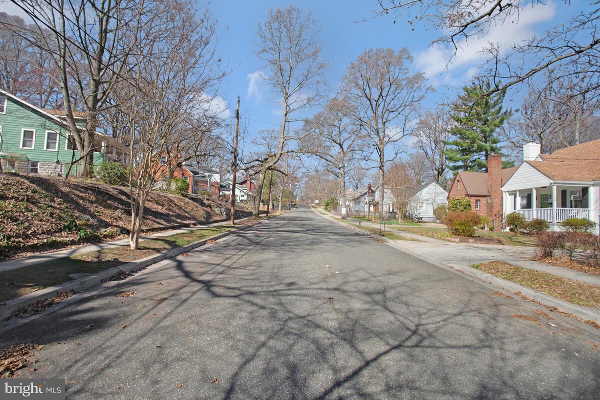 HYATTSVILLE HILLS - Residential