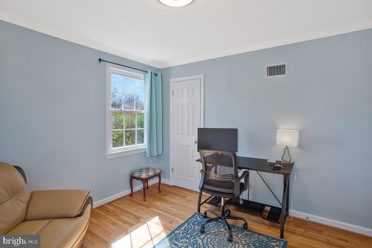 HYATTSVILLE HILLS - Residential