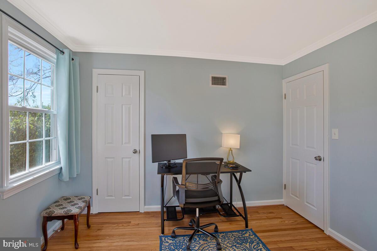 HYATTSVILLE HILLS - Residential