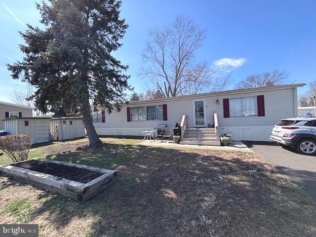 PENNWOOD CROSSING - Residential