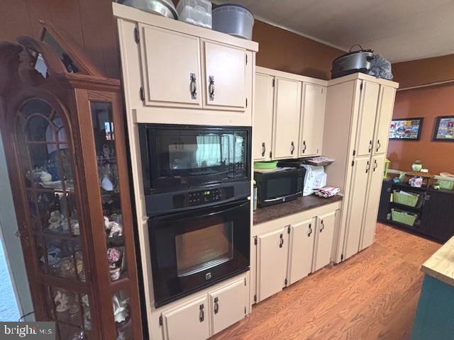 PENNWOOD CROSSING - Residential