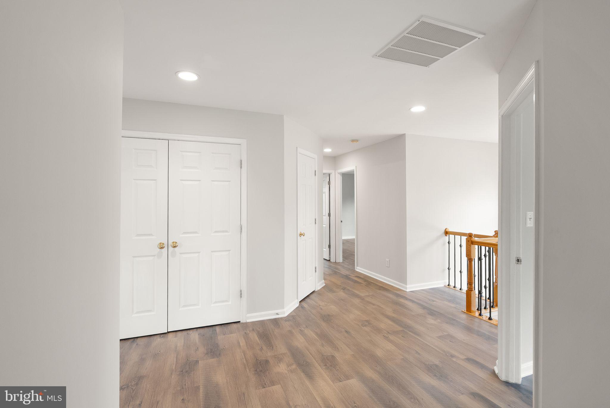 POTOMAC HUNT - Residential