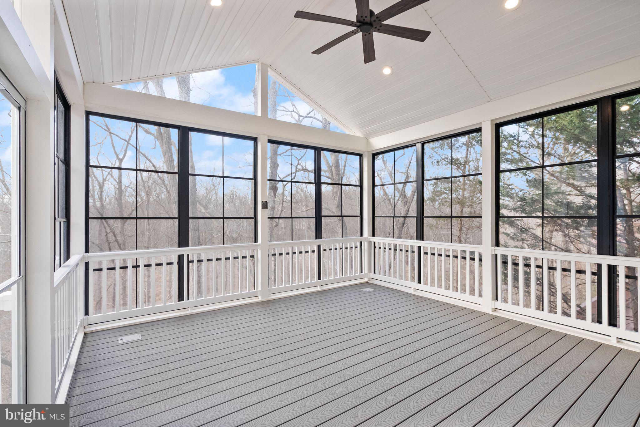 POTOMAC HUNT - Residential