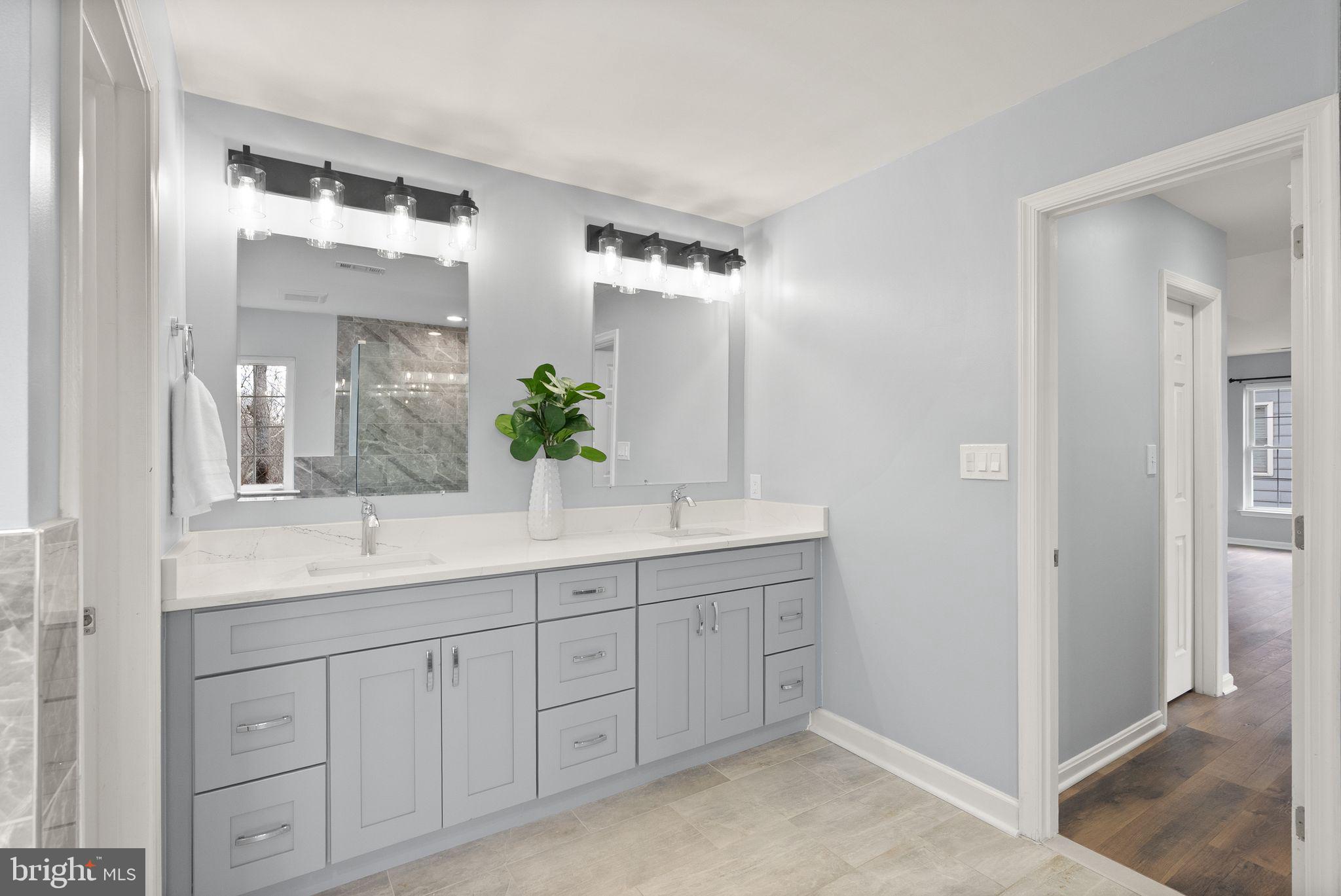 POTOMAC HUNT - Residential