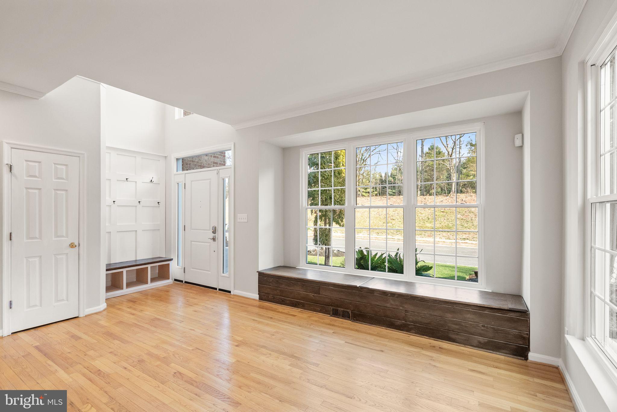 POTOMAC HUNT - Residential