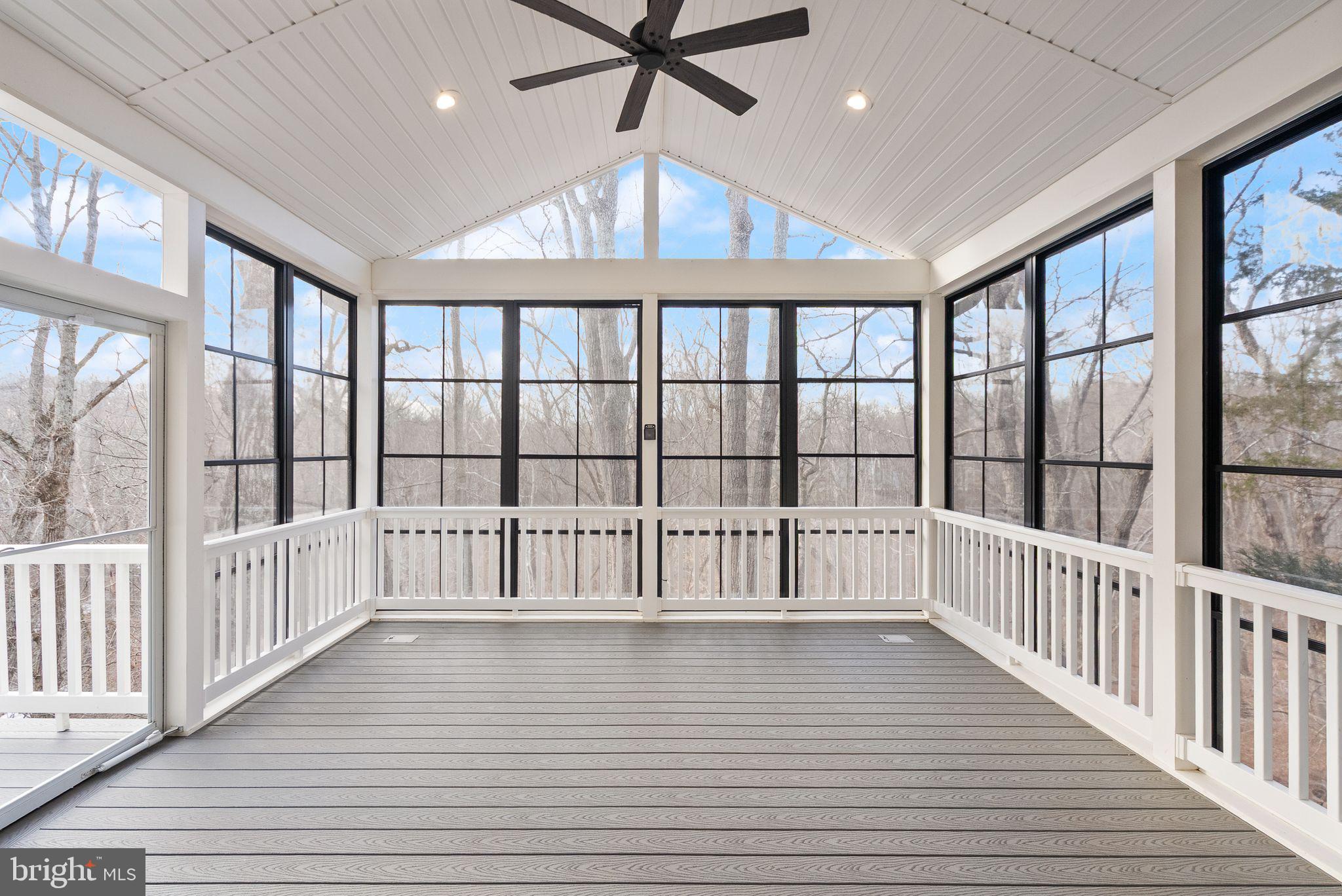 POTOMAC HUNT - Residential