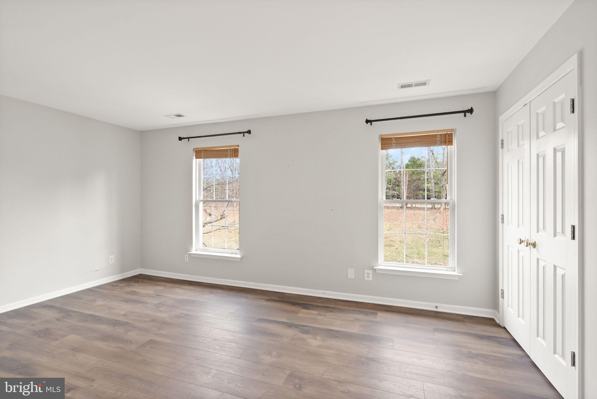 POTOMAC HUNT - Residential