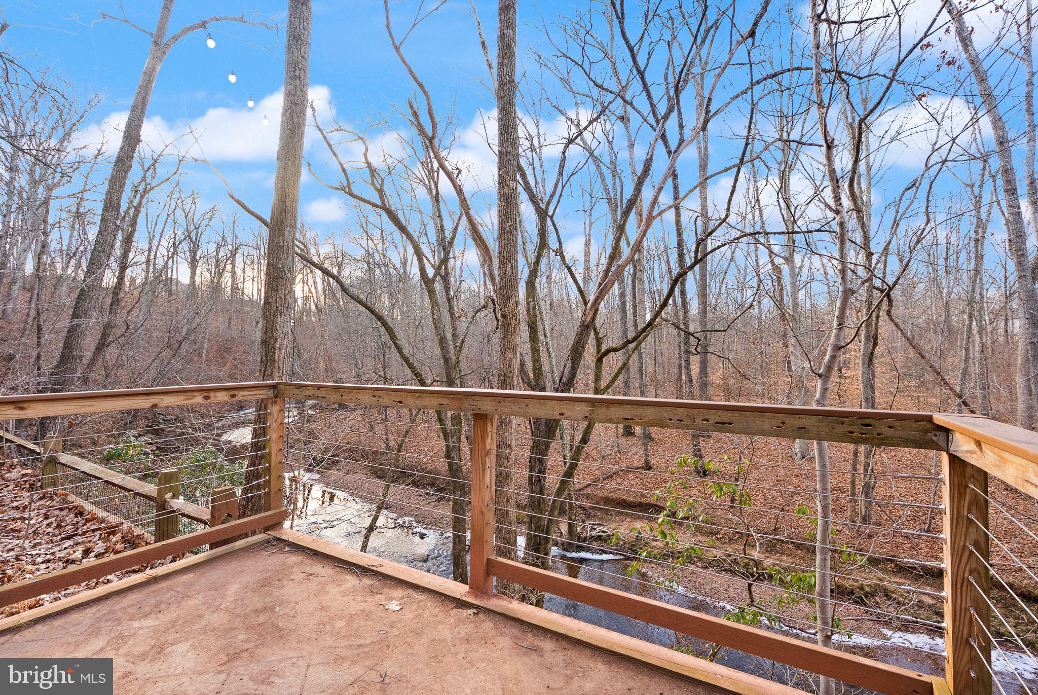 POTOMAC HUNT - Residential