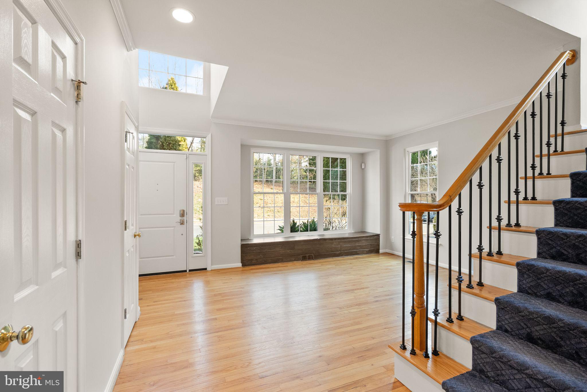 POTOMAC HUNT - Residential