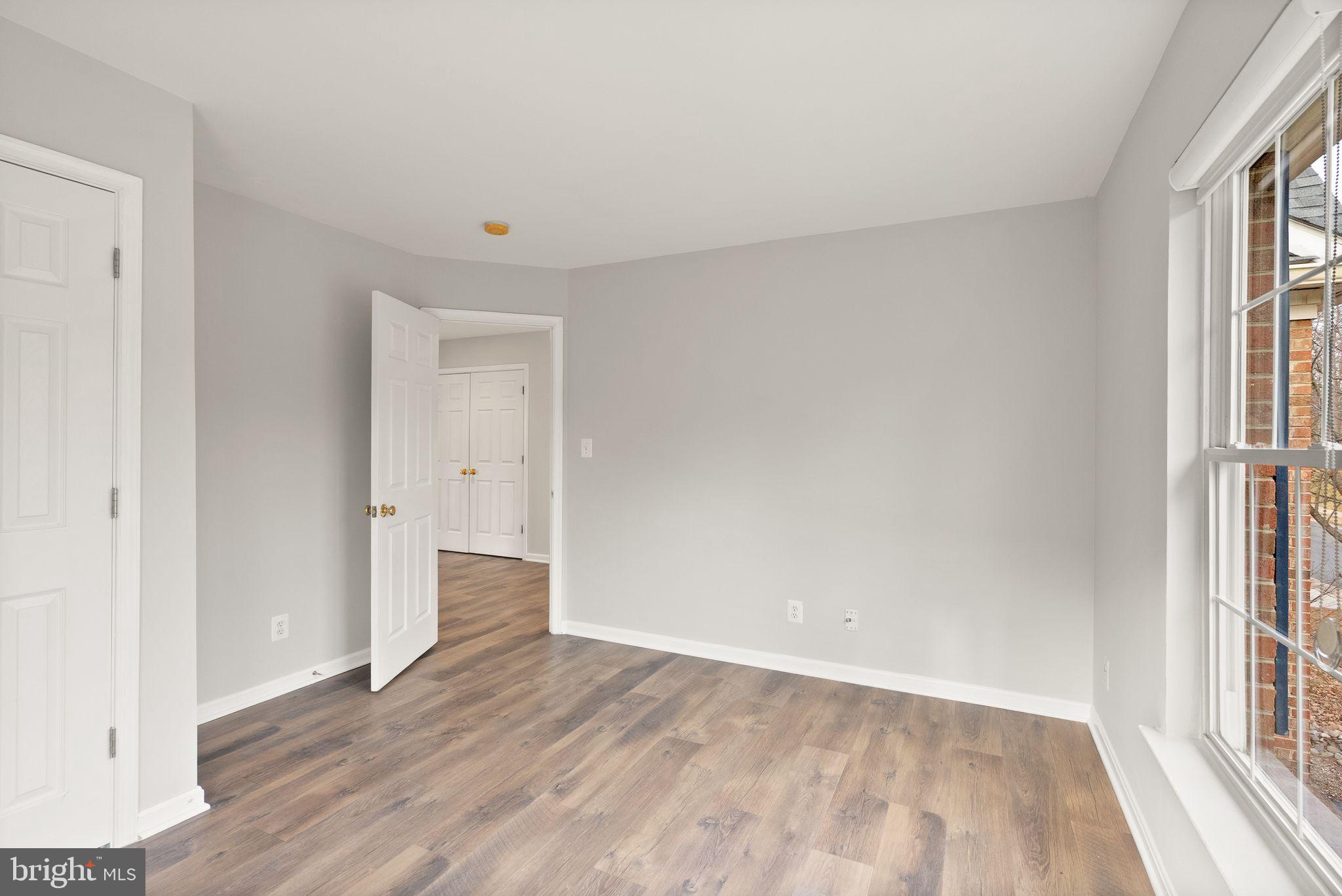 POTOMAC HUNT - Residential