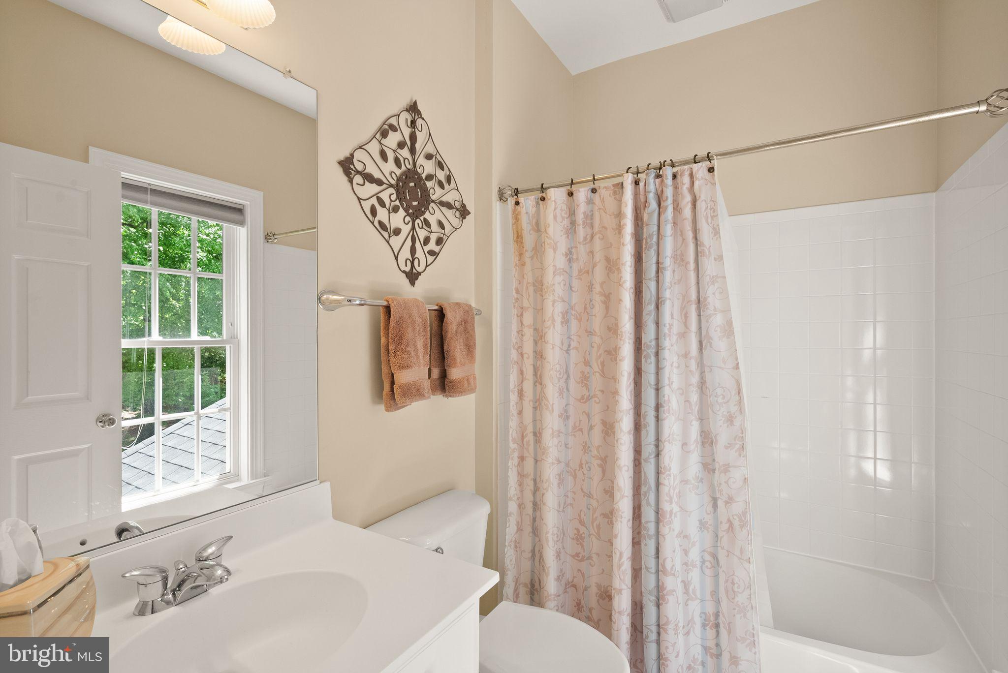 HERITAGE FARMS - Residential